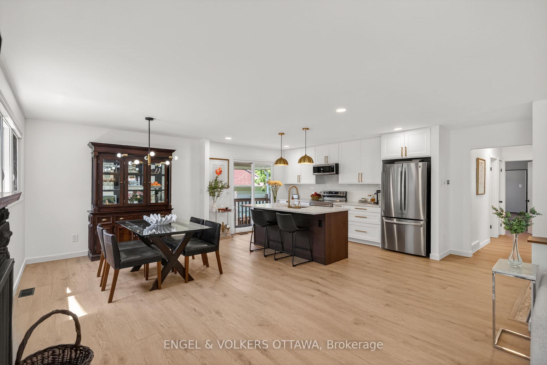 Photo 5 of 2265 Samuel Drive, Ottawa, Elmvale Acres/Urbandale — HOMEH