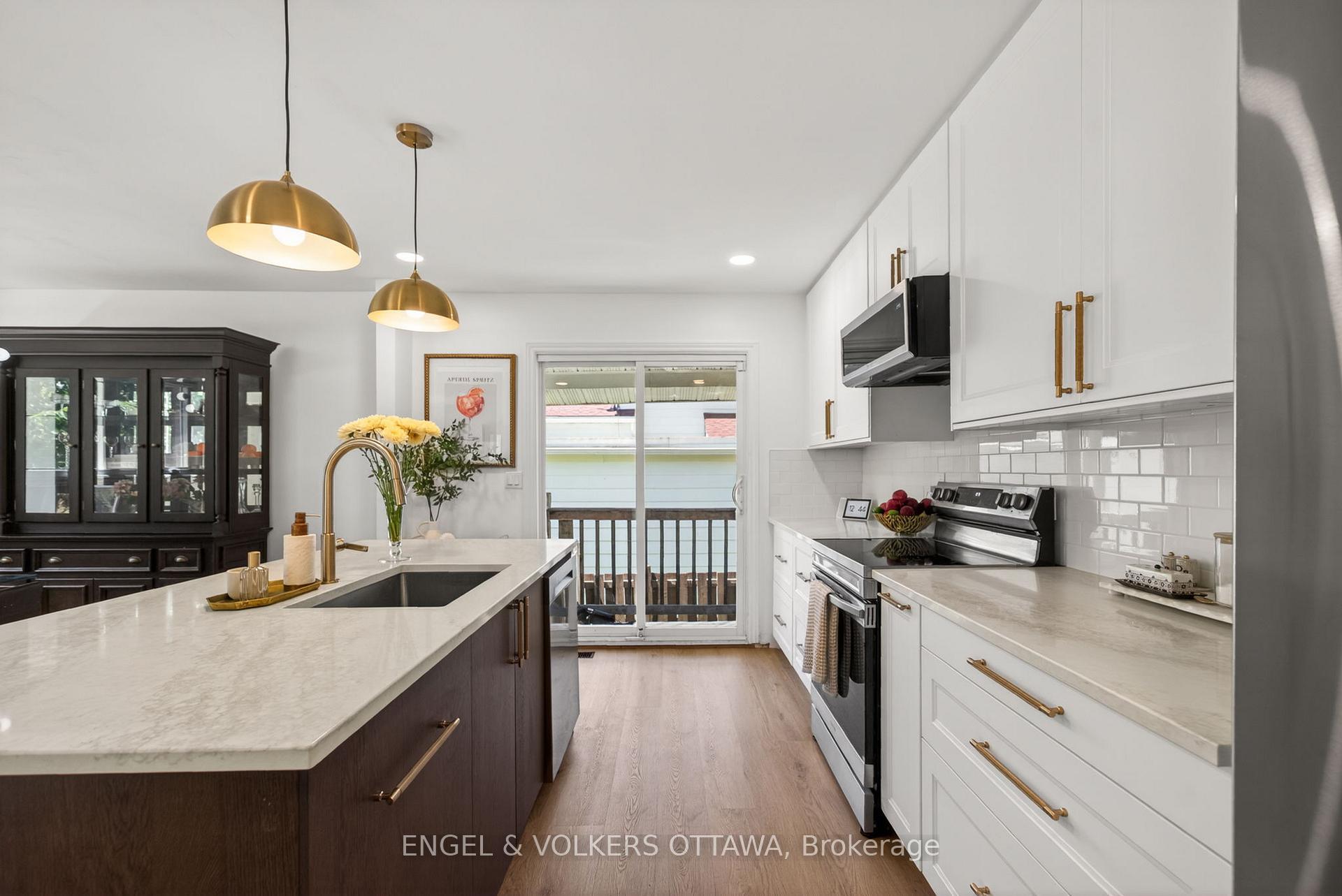 Photo 7 of 2265 Samuel Drive, Ottawa, Elmvale Acres/Urbandale — HOMEH