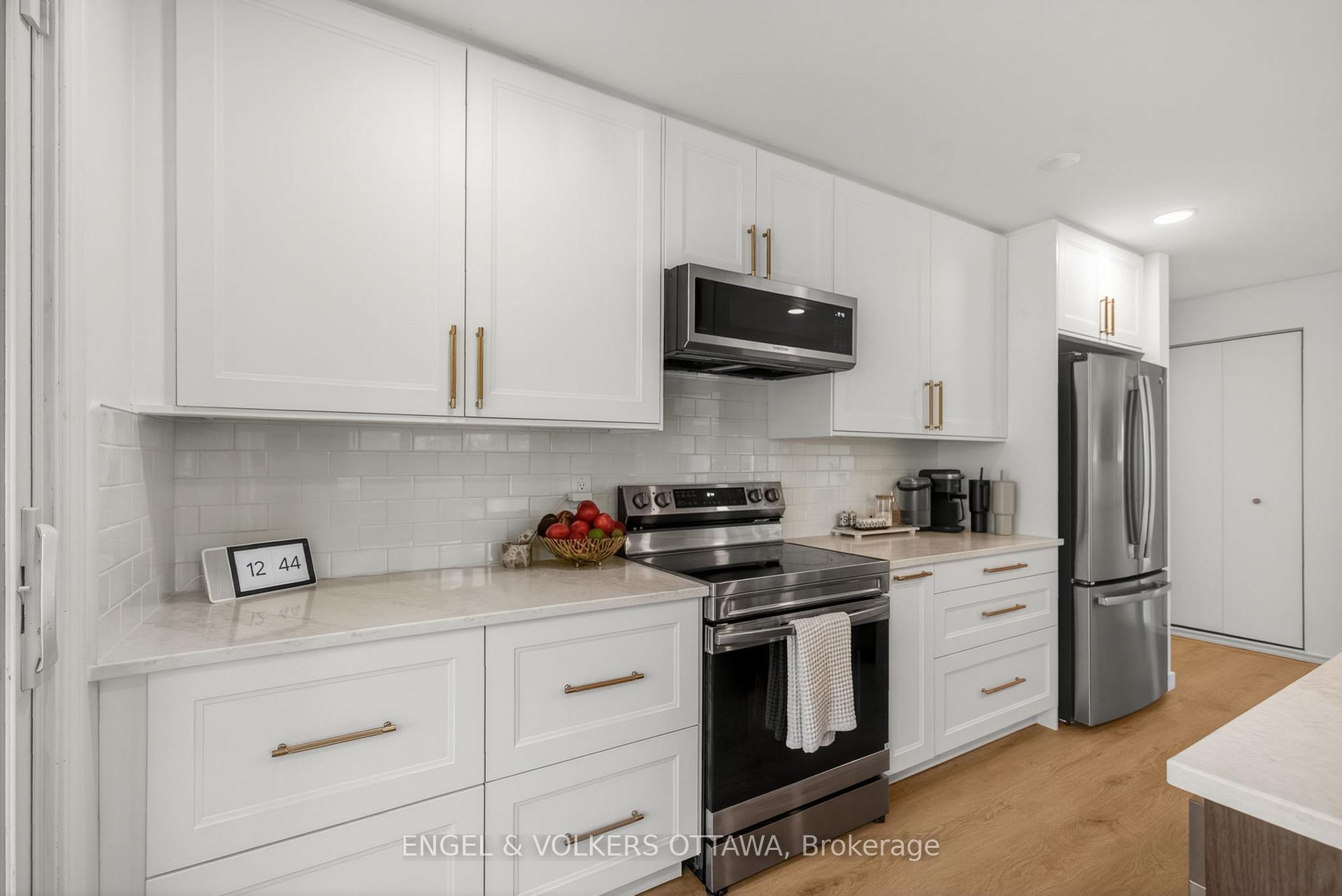 Photo 8 of 2265 Samuel Drive, Ottawa, Elmvale Acres/Urbandale — HOMEH