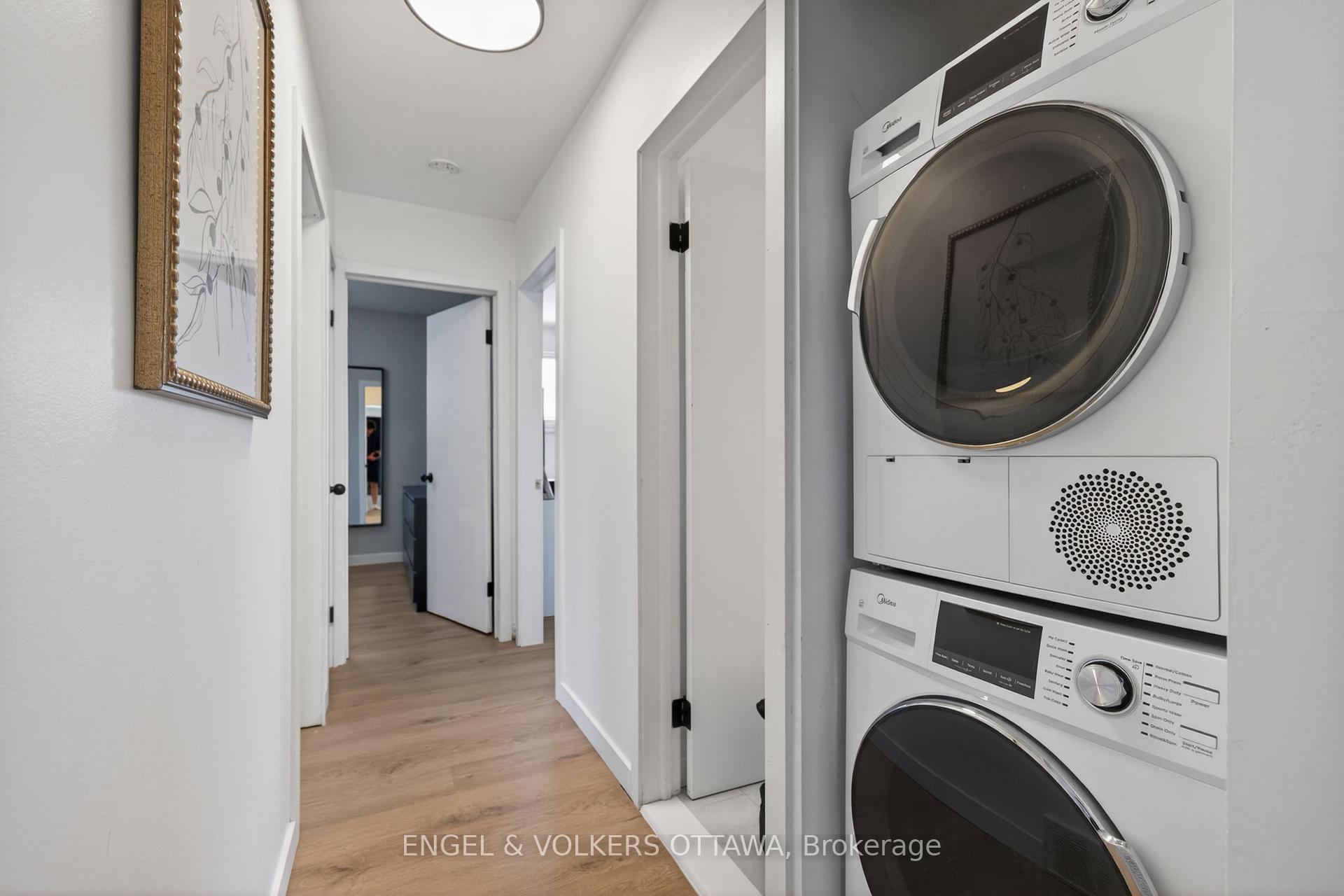 Photo 13 of 2265 Samuel Drive, Ottawa, Elmvale Acres/Urbandale — HOMEH