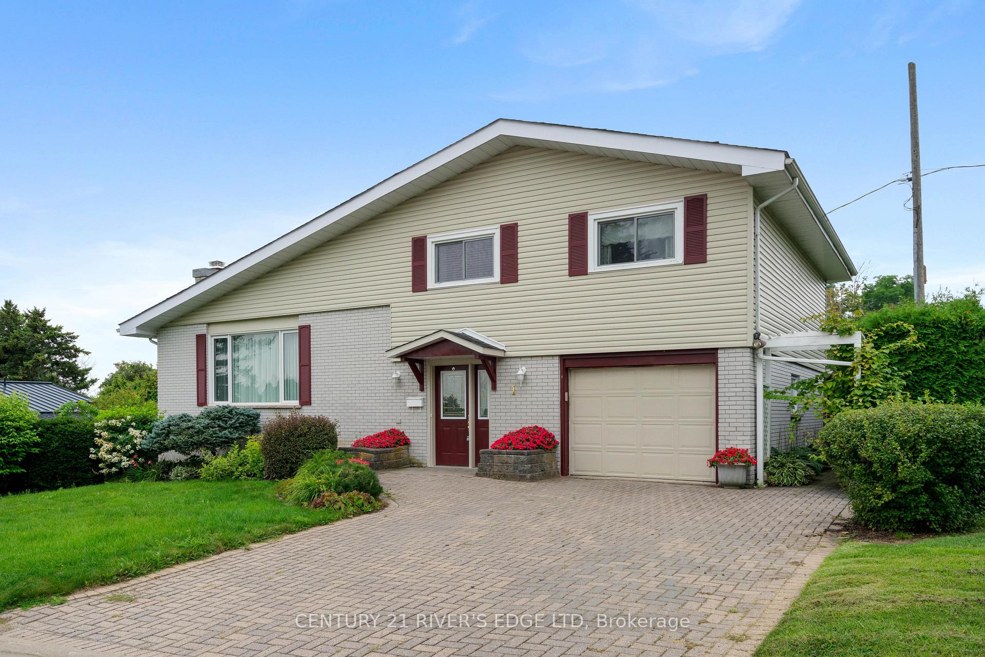 Photo of 1 Hardy Crescent