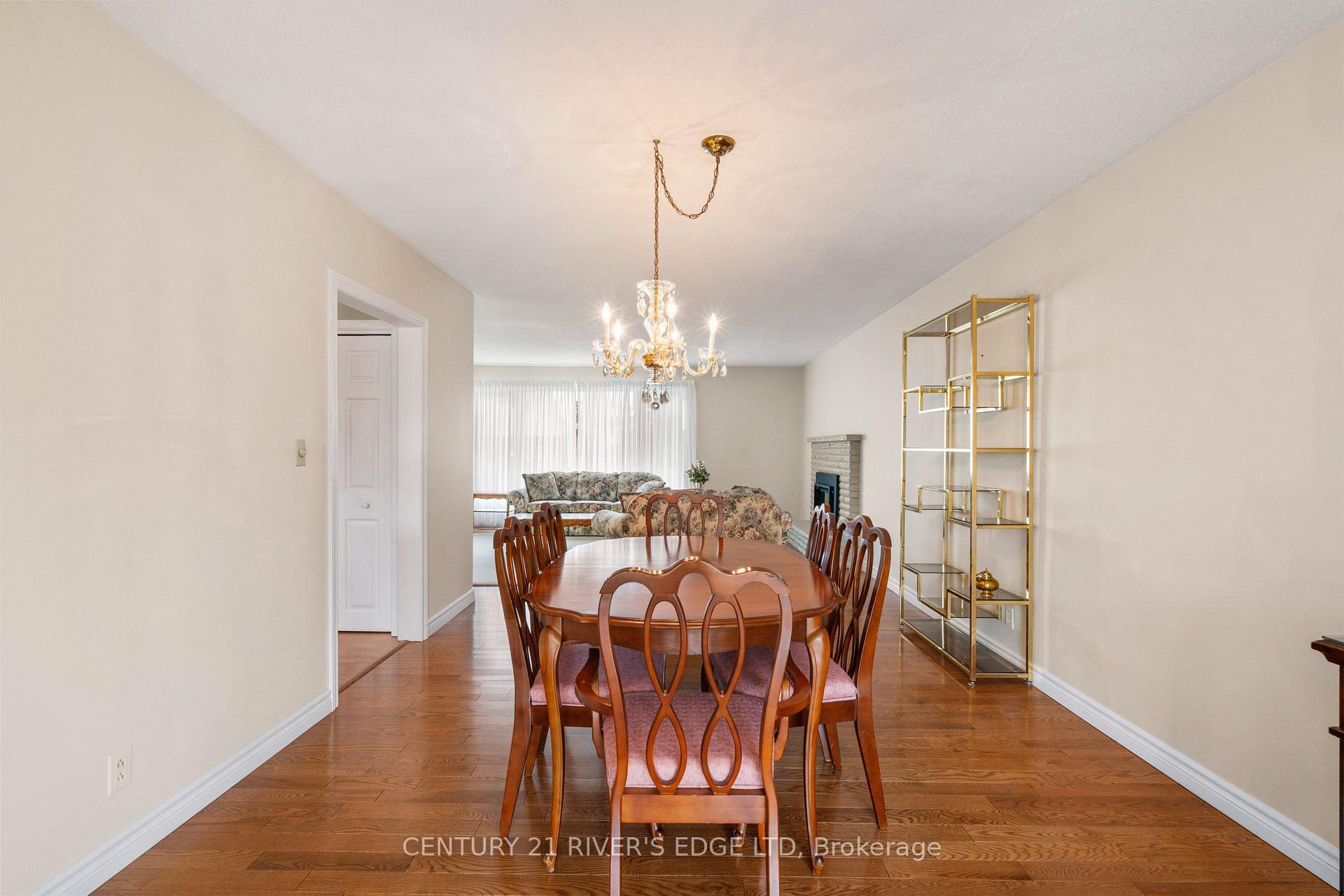 Photo 13 of 1 Hardy Crescent, Brockville, Brockville — HOMEH