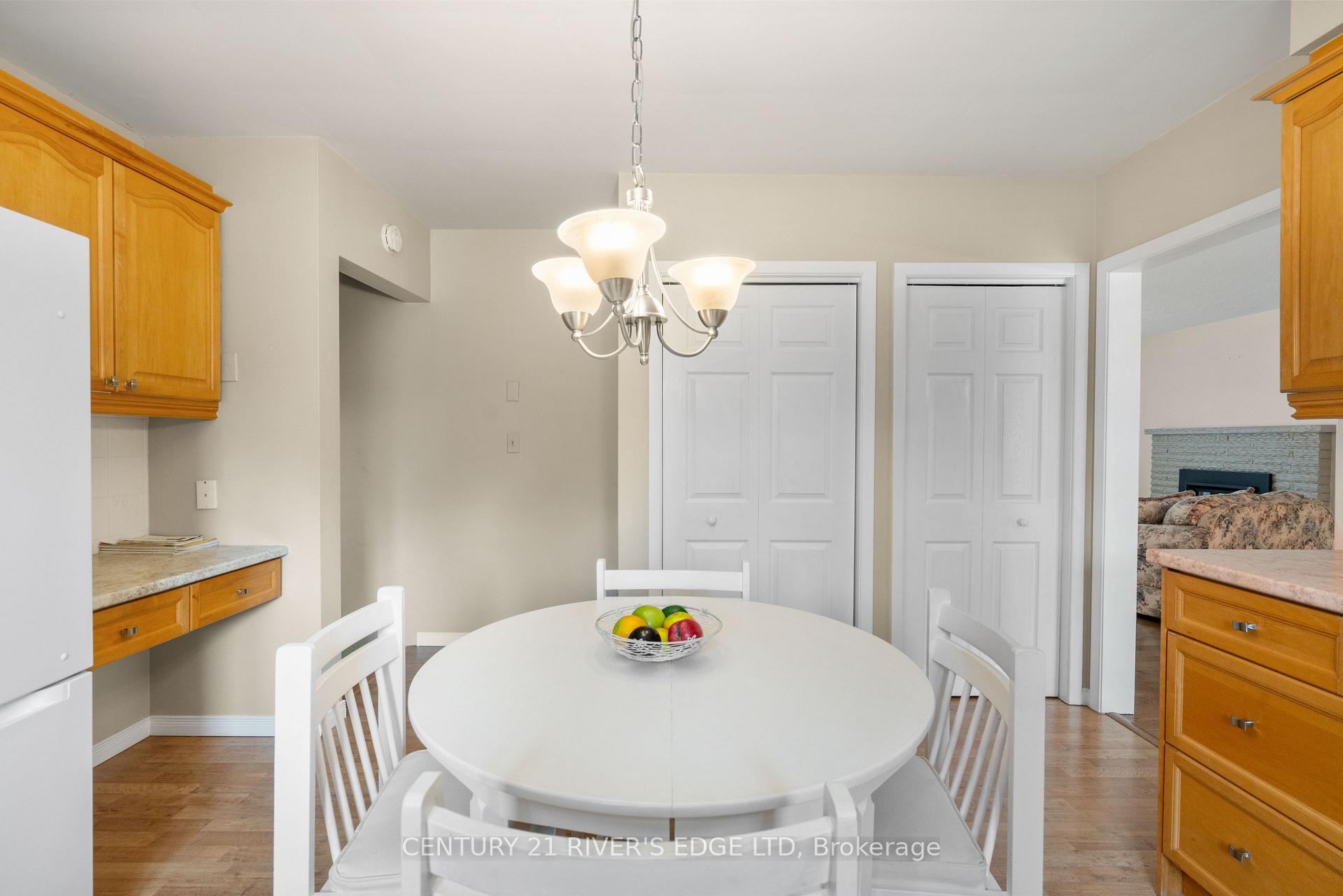 Photo 17 of 1 Hardy Crescent, Brockville, Brockville — HOMEH