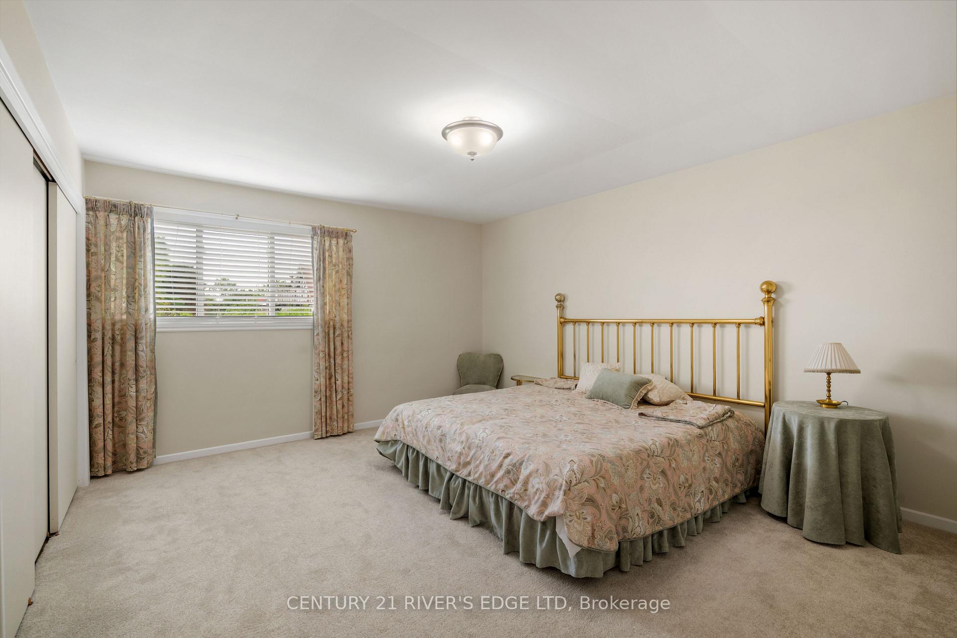Photo 25 of 1 Hardy Crescent, Brockville, Brockville — HOMEH