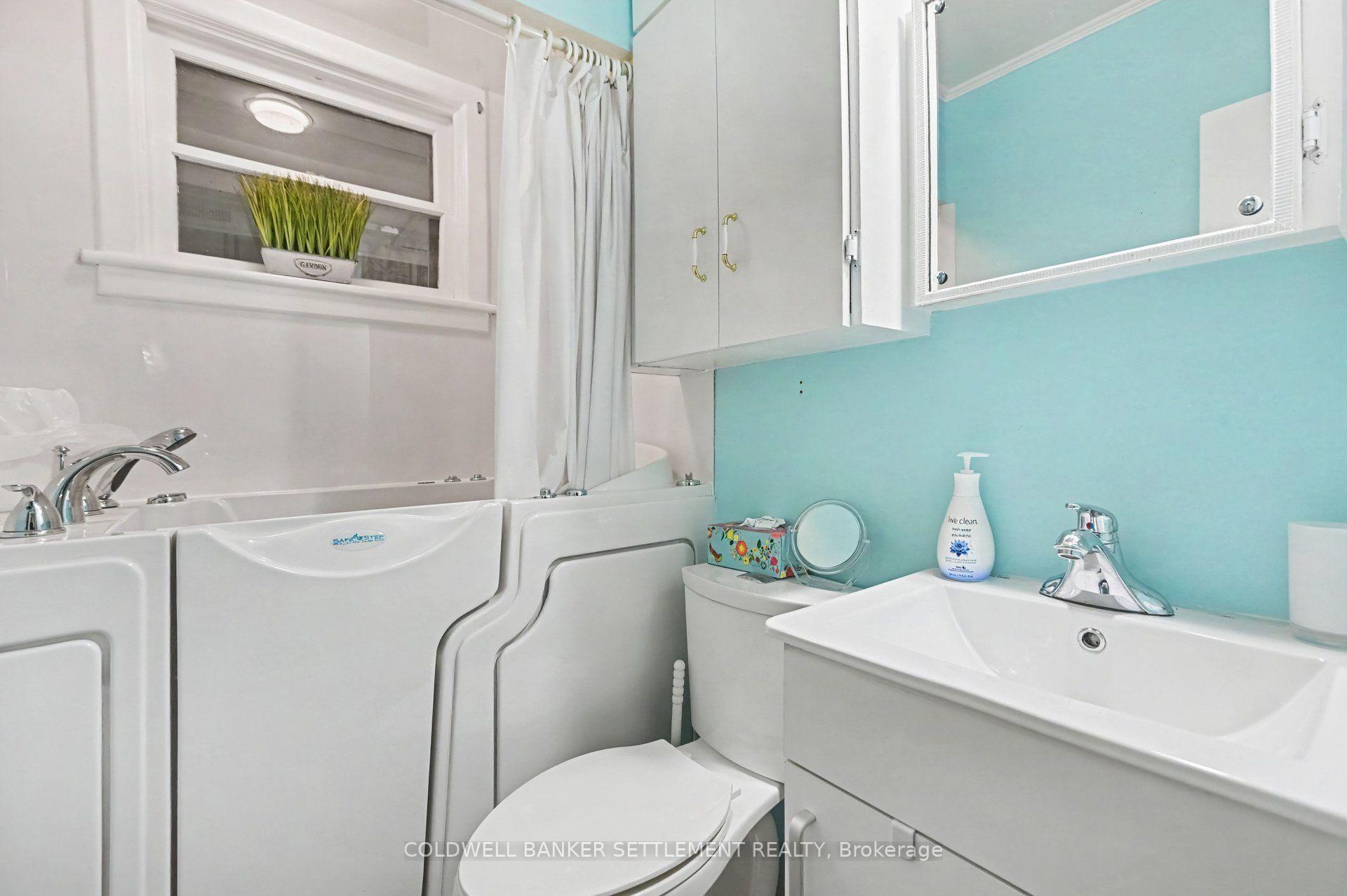 Photo 18 of 25B Haggart Street W, Perth, Perth — HOMEH