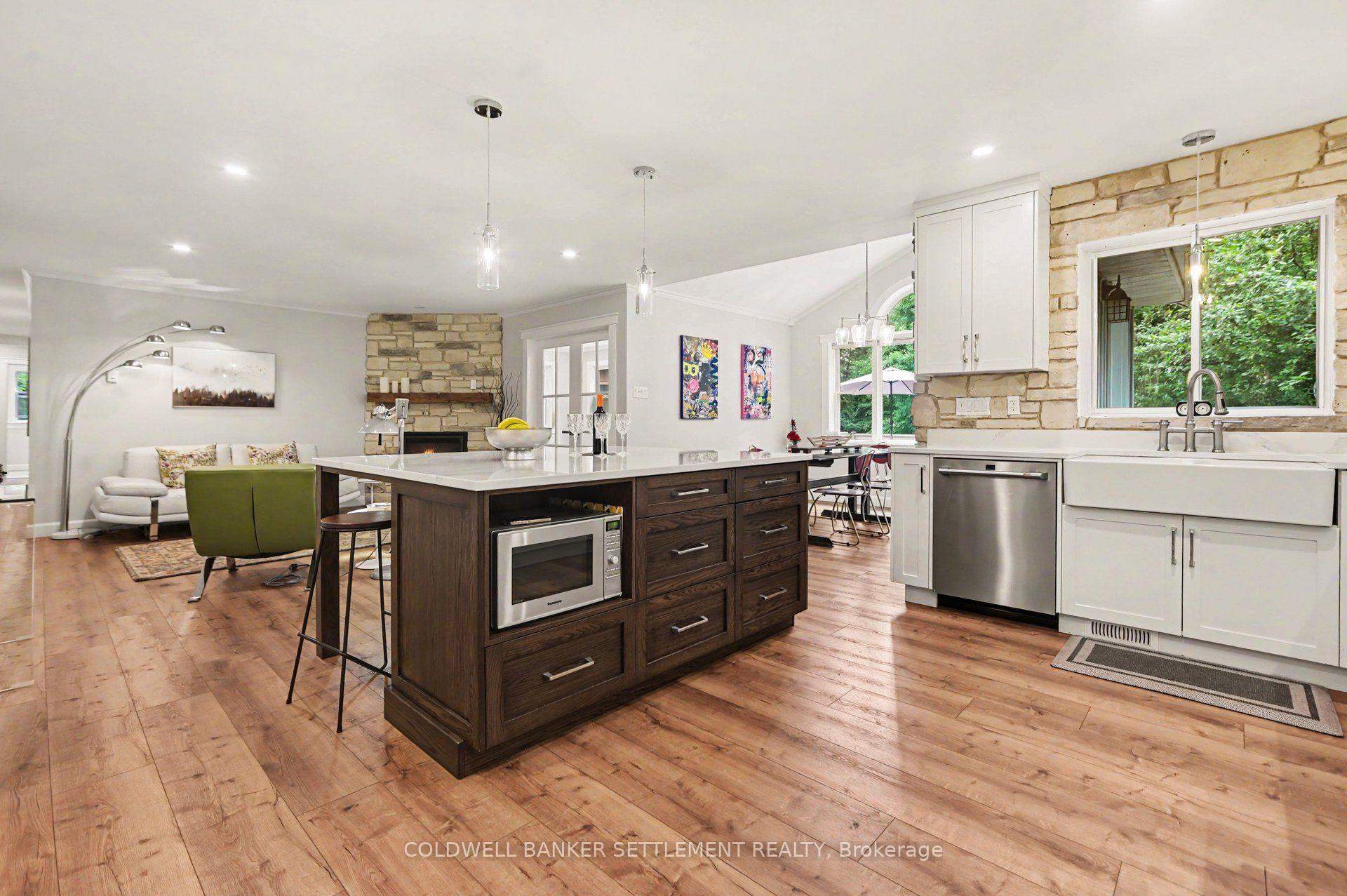 Photo 12 of 135 Barr Place W, Drummond/North Elmsley, Drummond/North Elmsley (North Elmsley) Twp — HOMEH