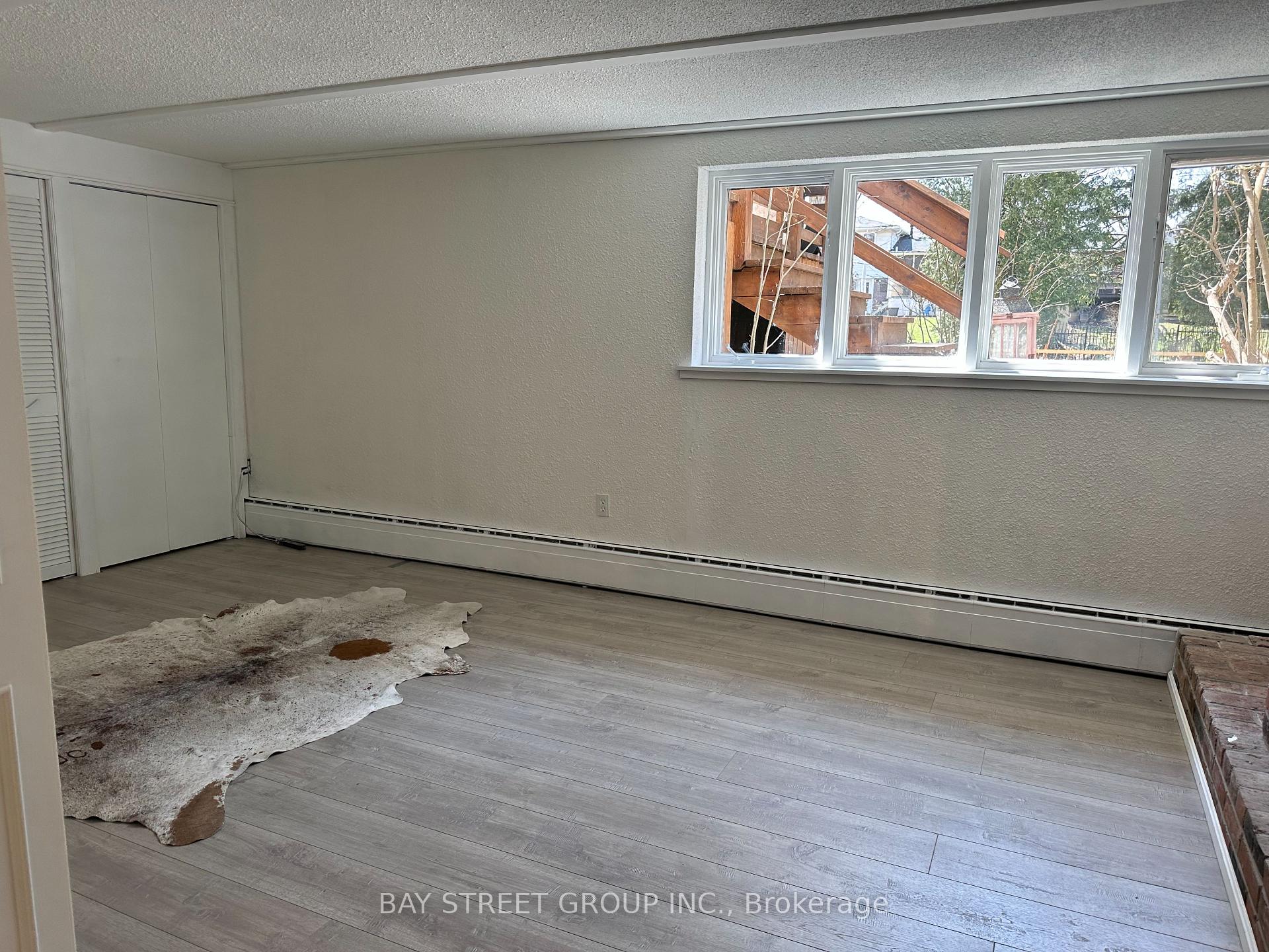 Photo 5 of 460 Chartwell Road, Oakville, Old Oakville — HOMEH