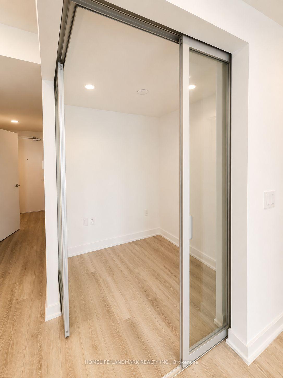 Photo 15 of Unit 2816, 230 Simcoe Street, Toronto, Kensington-Chinatown — HOMEH