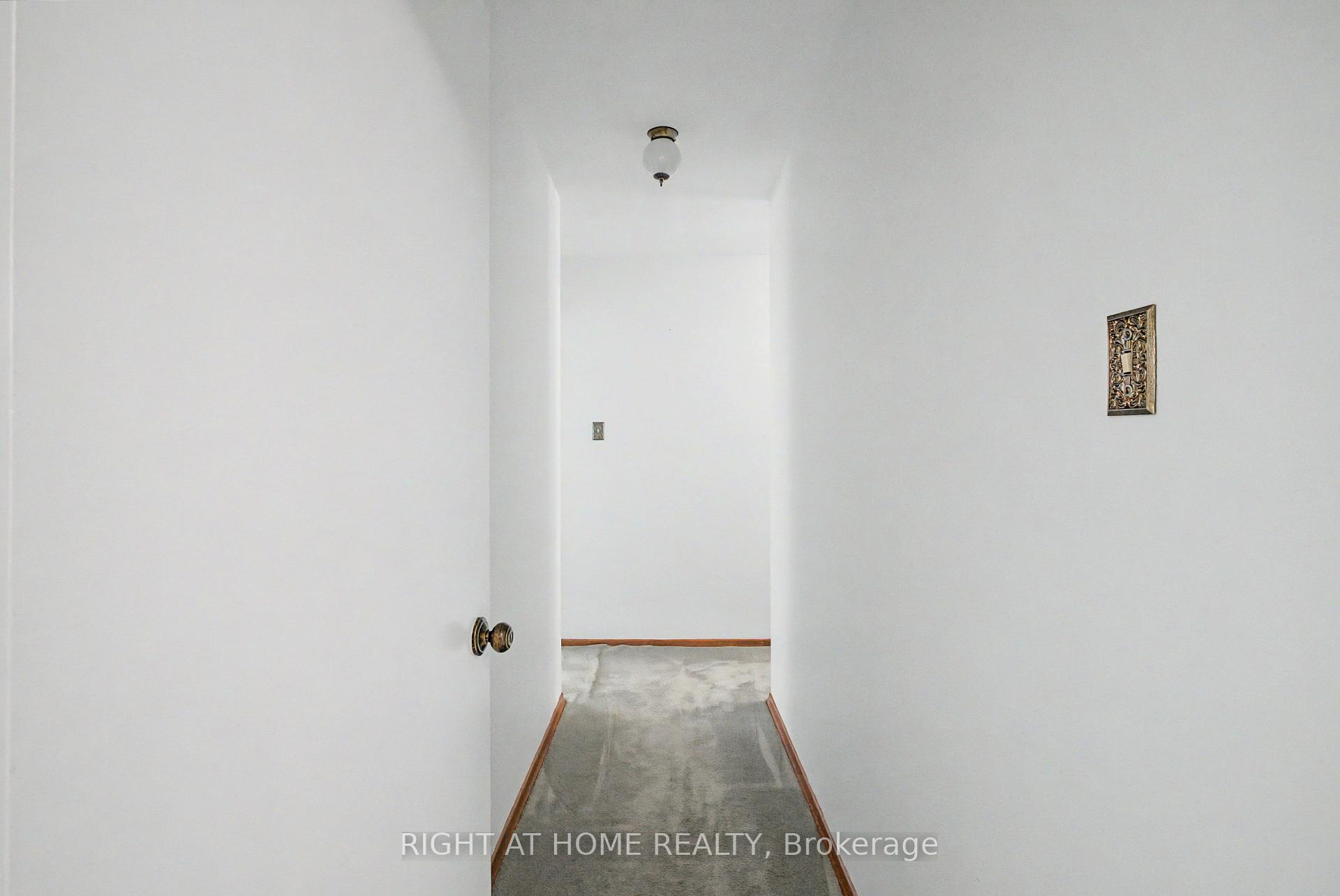 Photo 22 of 519 Oxbow Road, Waterloo, Colonial Acres — HOMEH