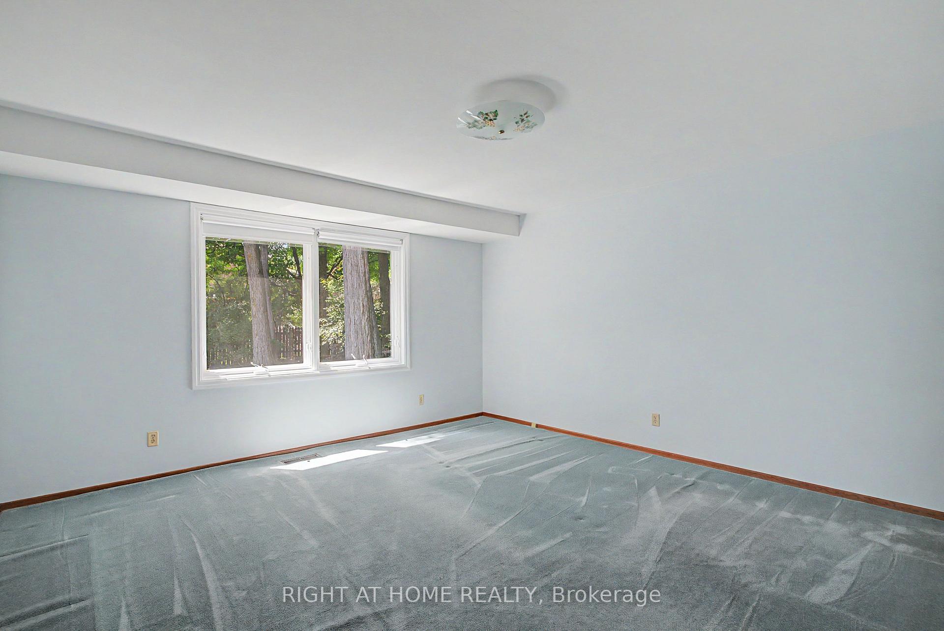 Photo 23 of 519 Oxbow Road, Waterloo, Colonial Acres — HOMEH