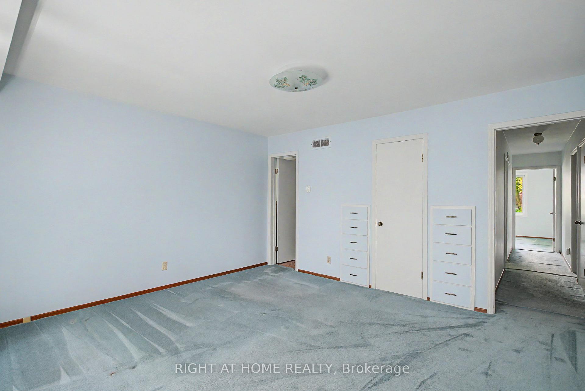 Photo 24 of 519 Oxbow Road, Waterloo, Colonial Acres — HOMEH