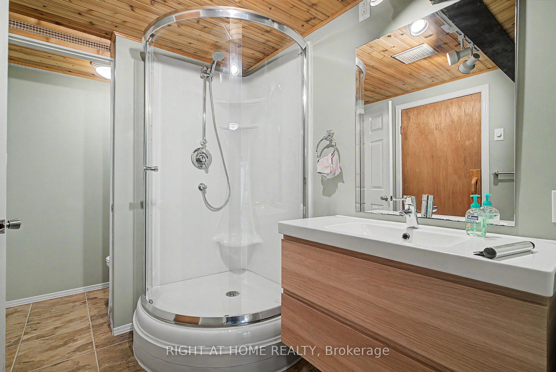 Photo 39 of 519 Oxbow Road, Waterloo, Colonial Acres — HOMEH