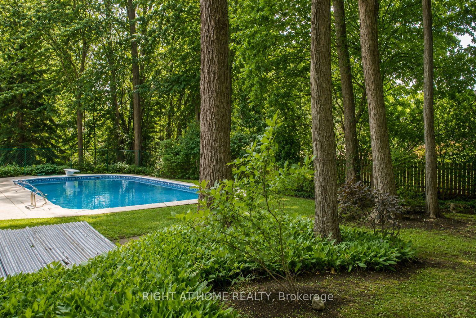 Photo 44 of 519 Oxbow Road, Waterloo, Colonial Acres — HOMEH