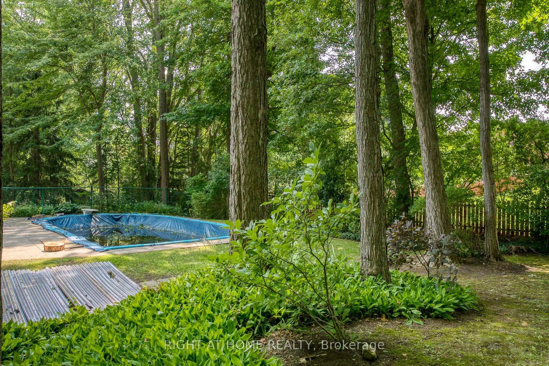 Photo 45 of 519 Oxbow Road, Waterloo, Colonial Acres — HOMEH