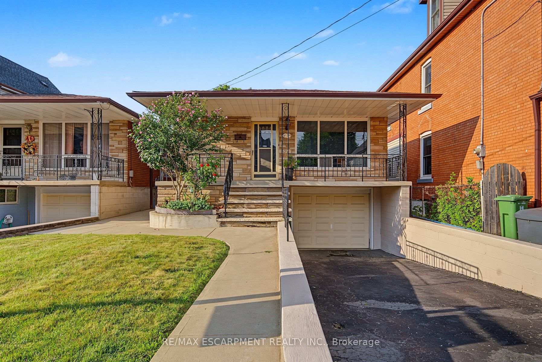 Photo 1 of 44 Tom Street, Hamilton, Strathcona — HOMEH