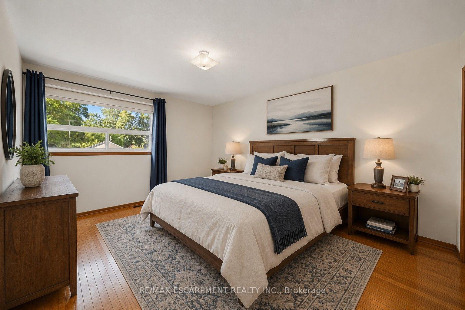 Photo 16 of 44 Tom Street, Hamilton, Strathcona — HOMEH