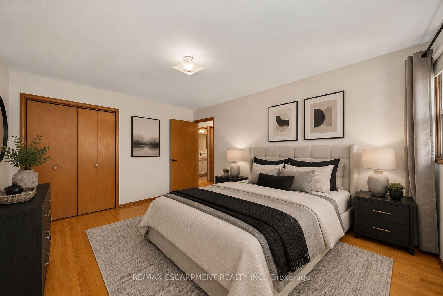 Photo 17 of 44 Tom Street, Hamilton, Strathcona — HOMEH