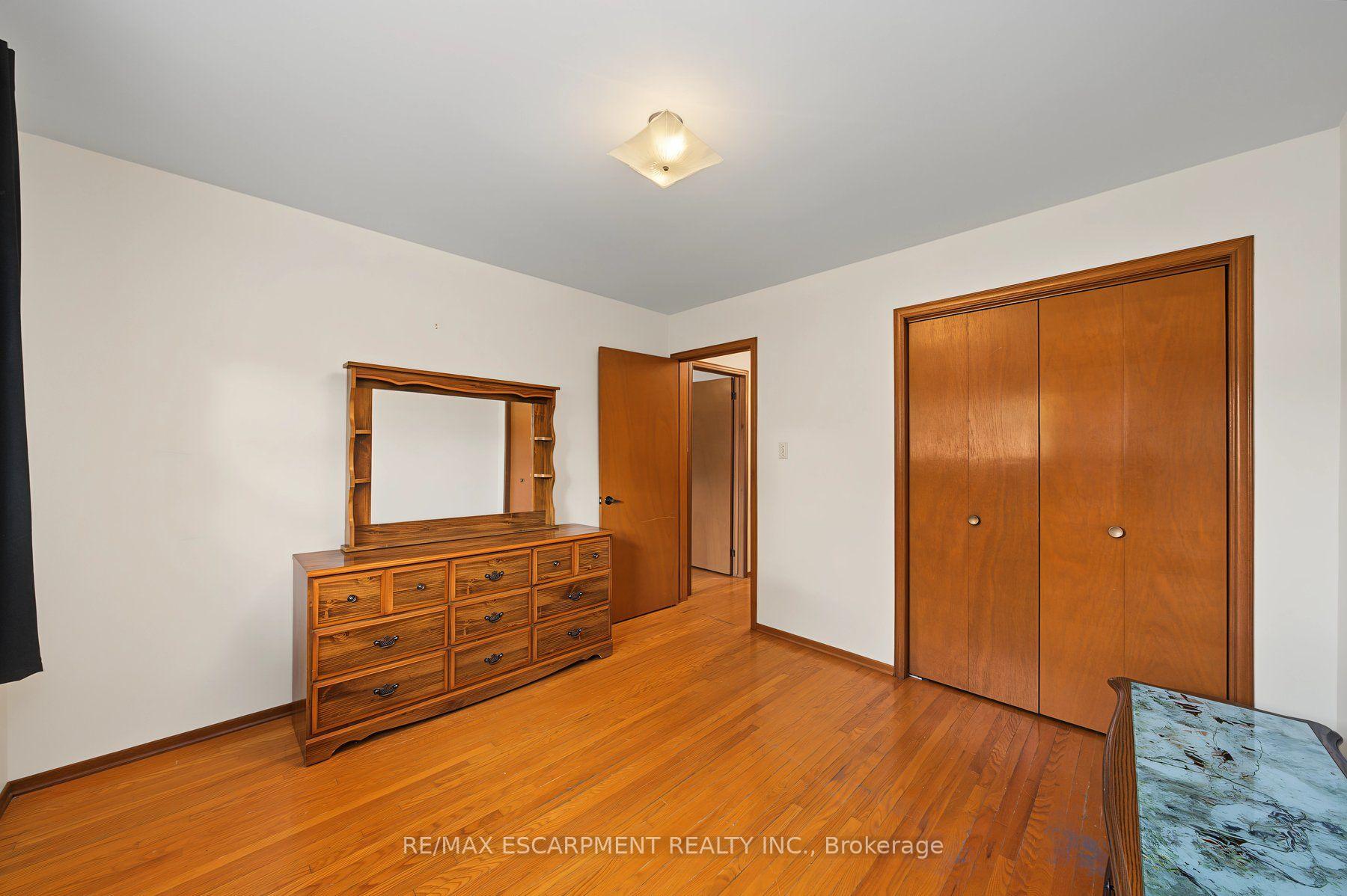 Photo 20 of 44 Tom Street, Hamilton, Strathcona — HOMEH