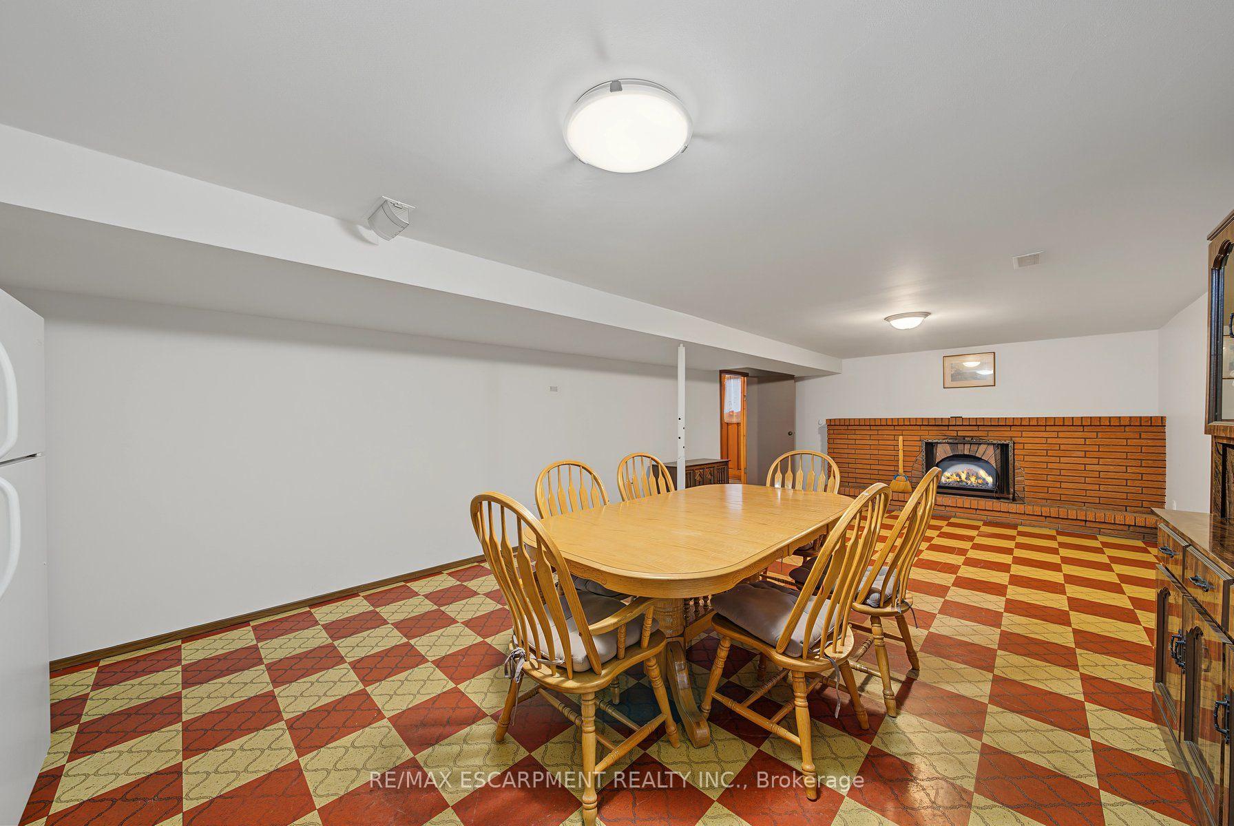 Photo 26 of 44 Tom Street, Hamilton, Strathcona — HOMEH