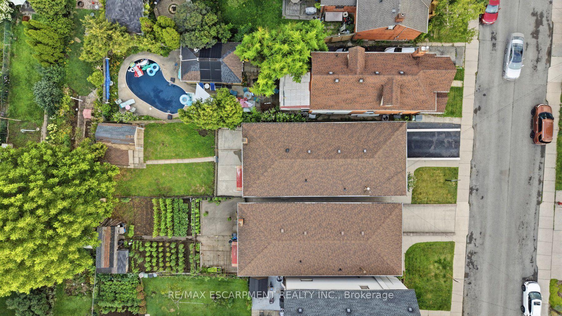 Photo 41 of 44 Tom Street, Hamilton, Strathcona — HOMEH