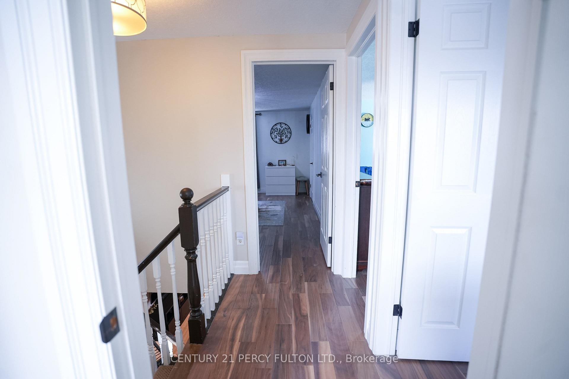 Photo 12 of 333 Rosette Drive, Waterloo, Lexington — HOMEH