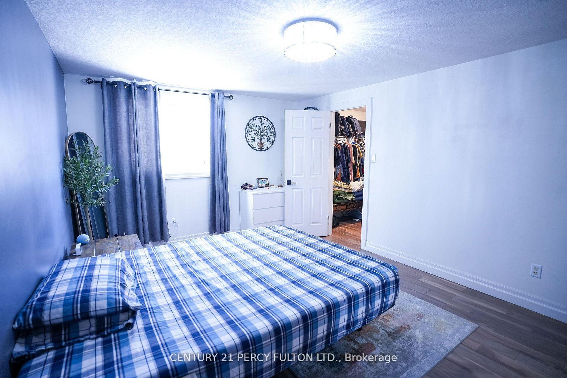 Photo 15 of 333 Rosette Drive, Waterloo, Lexington — HOMEH