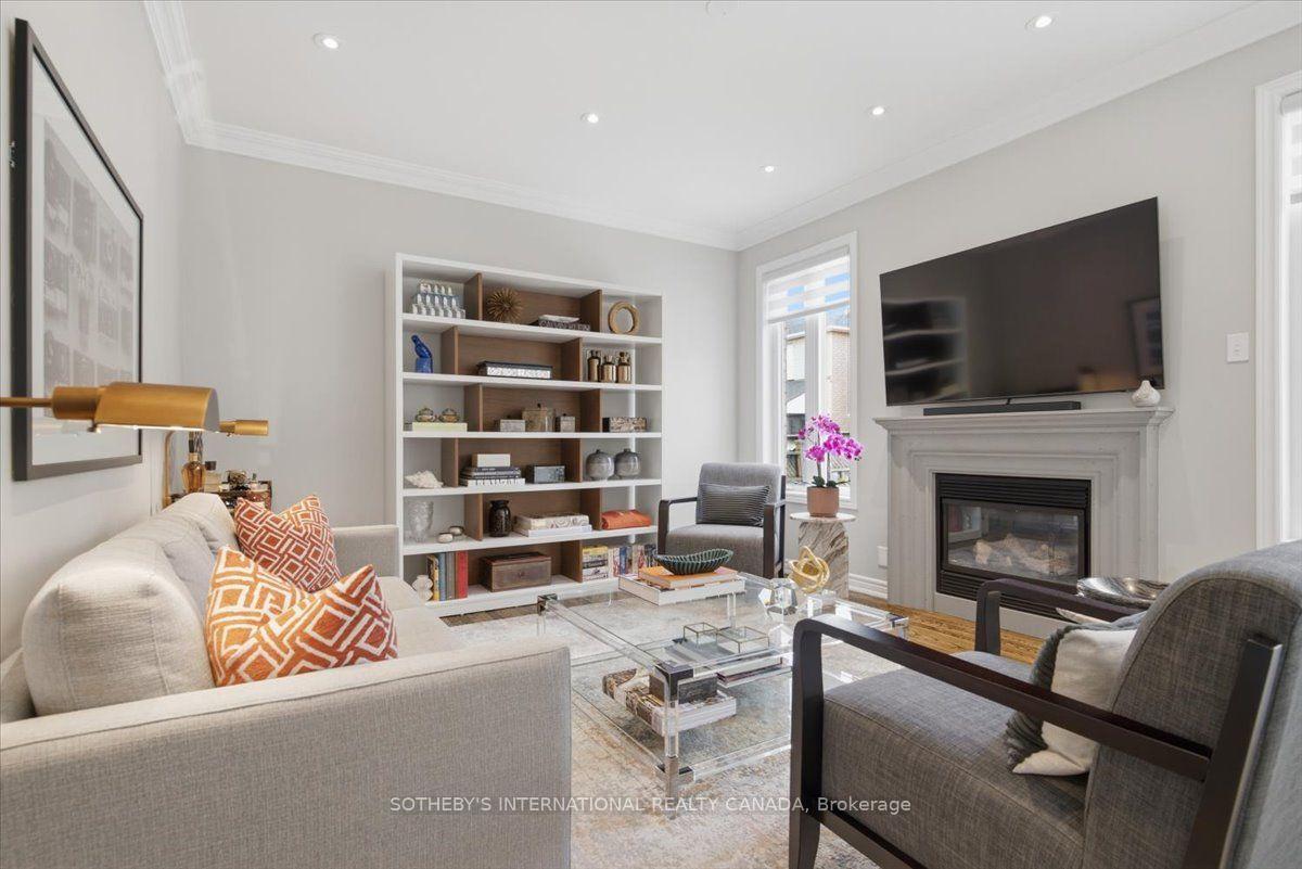 Photo 10 of 60 Saint James Avenue, Vaughan, Vellore Village — HOMEH