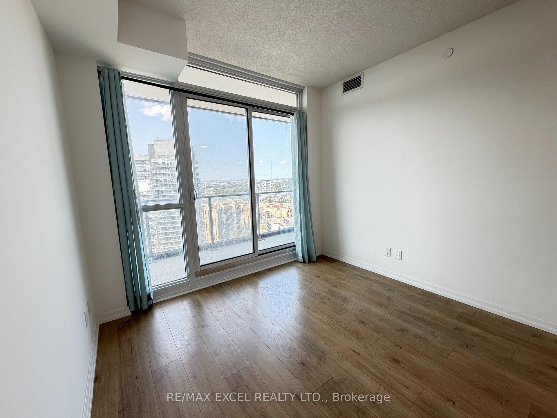 Photo 7 of Unit 2804, 32 Forest Manor Road, North York, Henry Farm — HOMEH