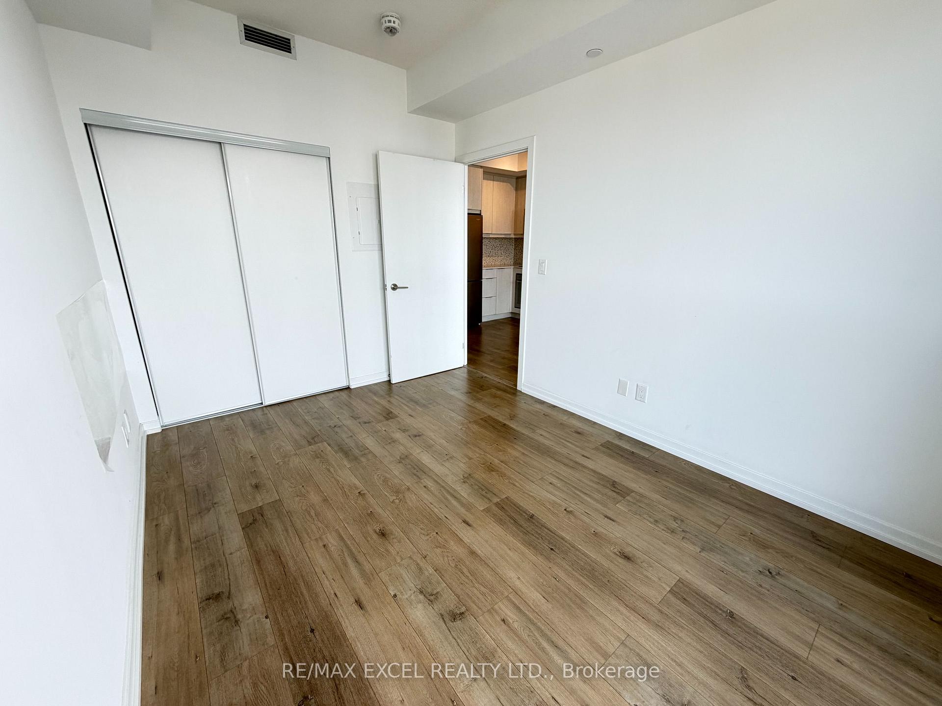 Photo 13 of Unit 2804, 32 Forest Manor Road, North York, Henry Farm — HOMEH