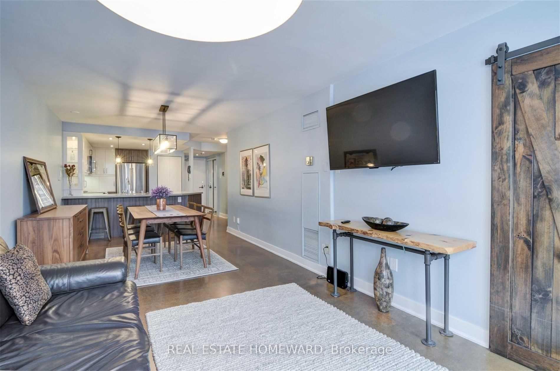 Photo 9 of Unit 702, 15 Maitland Place, Toronto, Cabbagetown-South St. James Town — HOMEH