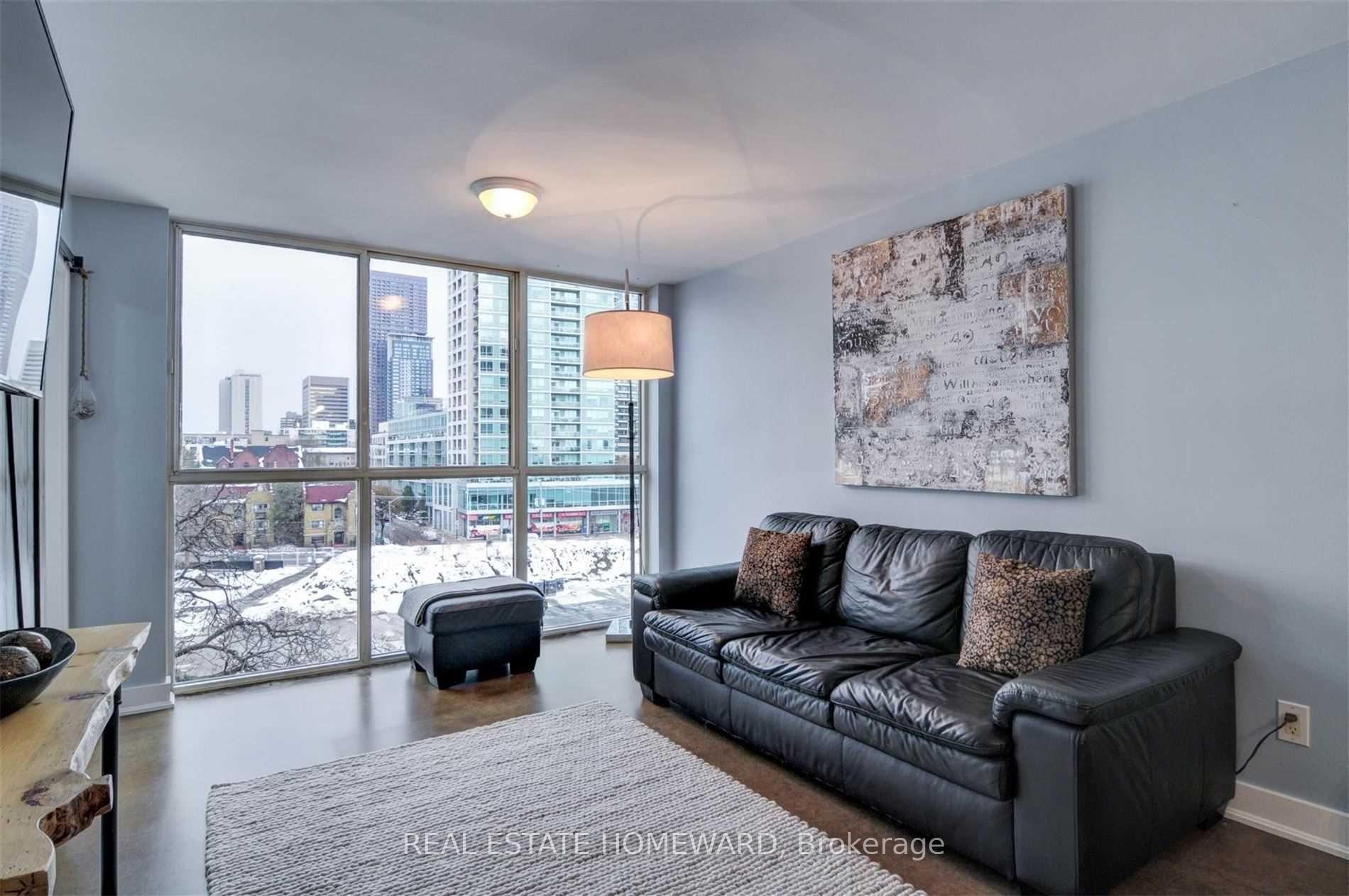 Photo 10 of Unit 702, 15 Maitland Place, Toronto, Cabbagetown-South St. James Town — HOMEH
