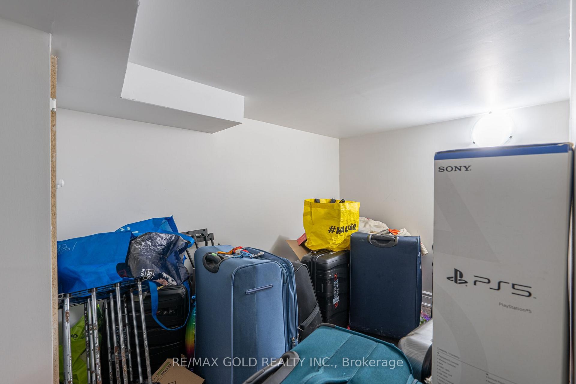 Photo 36 of 25 Oblate Crescent, Brampton, Bram West — HOMEH