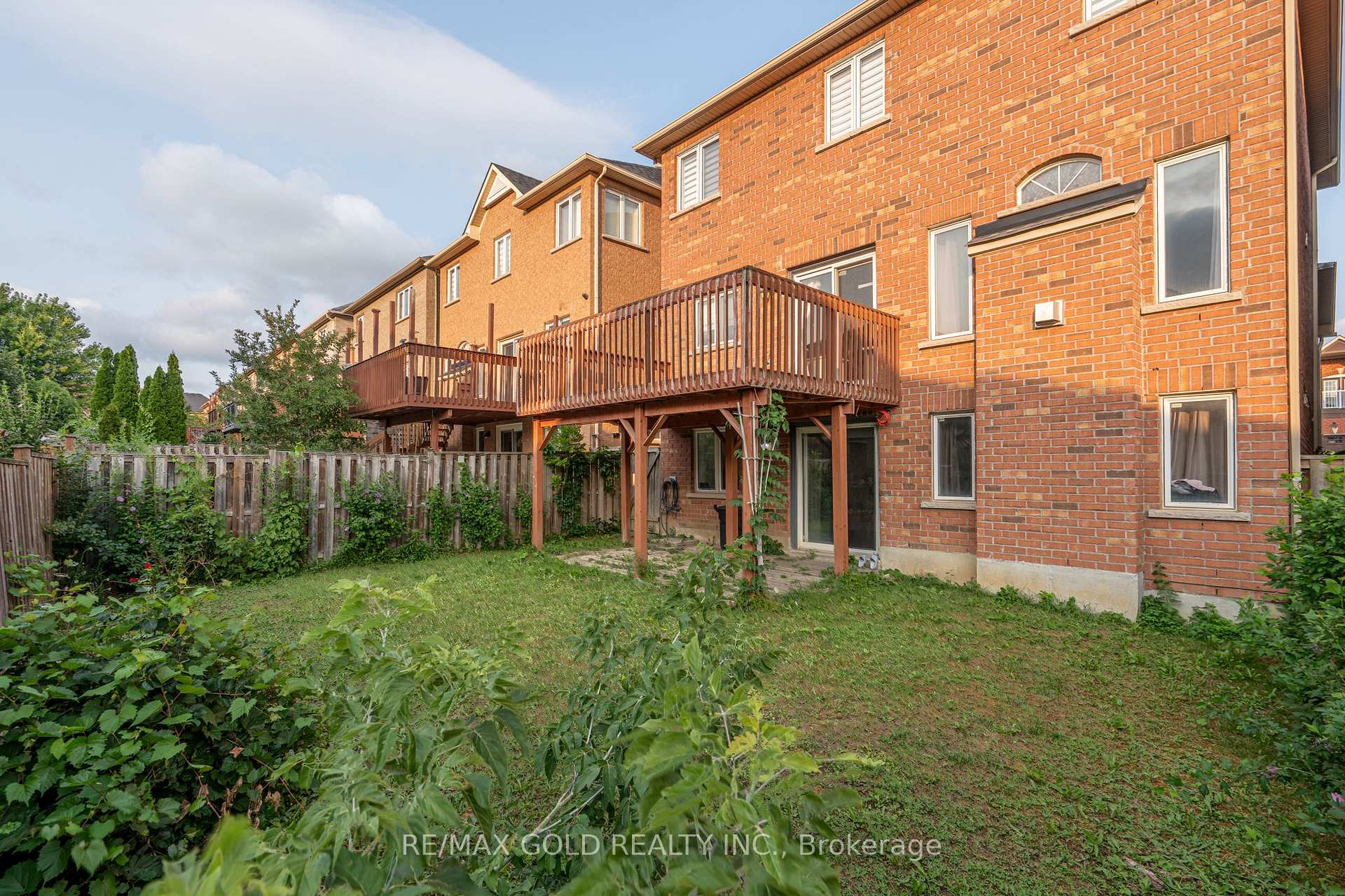Photo 38 of 25 Oblate Crescent, Brampton, Bram West — HOMEH