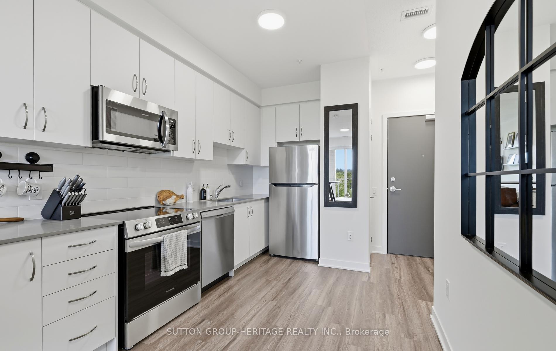 Photo 9 of Unit 402, 385 Artic Red Drive, Oshawa, Windfields — HOMEH