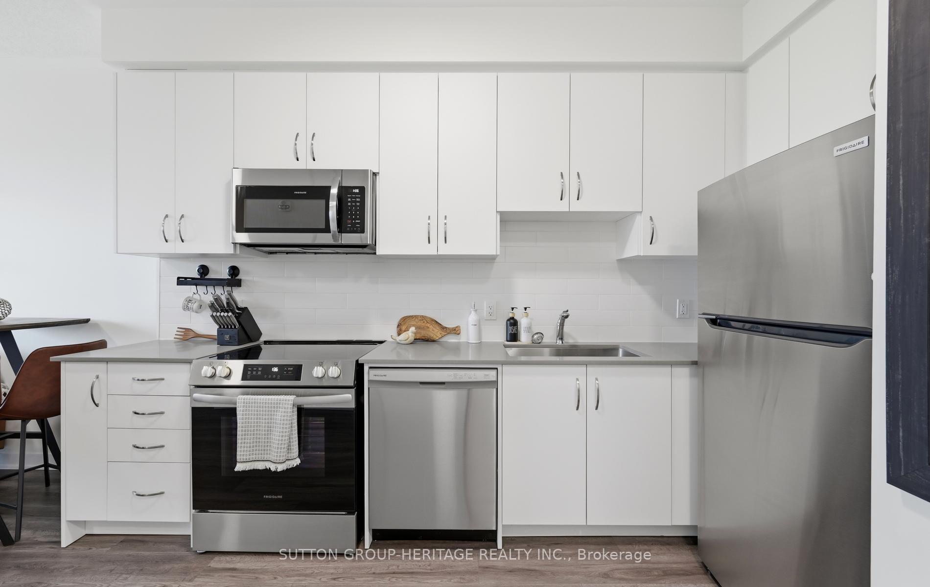 Photo 11 of Unit 402, 385 Artic Red Drive, Oshawa, Windfields — HOMEH