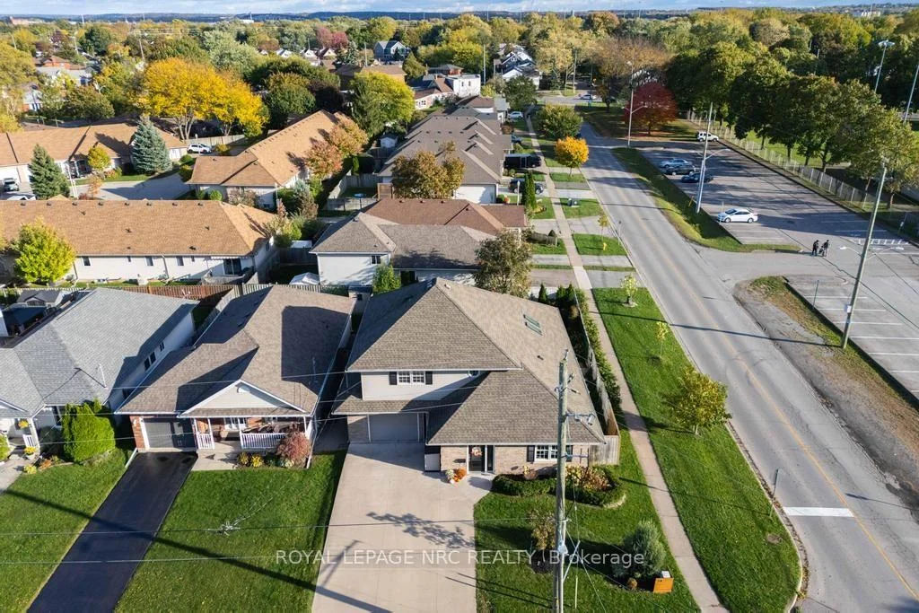 Photo 11 of 2A Dixie Road, St. Catharines, Fairview — HOMEH