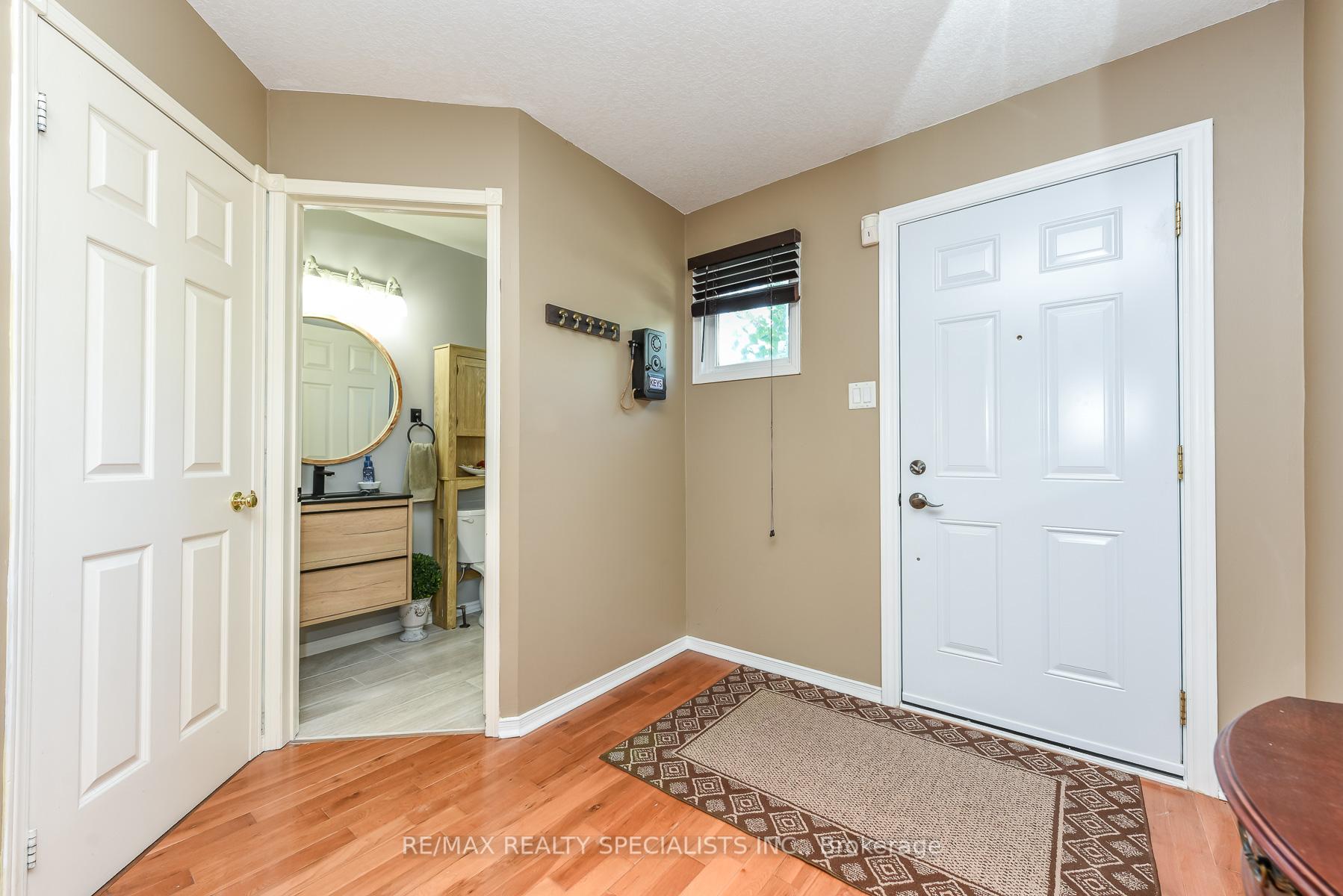 Photo 2 of Unit 122, 3050 Orleans Road, Mississauga, Erin Mills — HOMEH