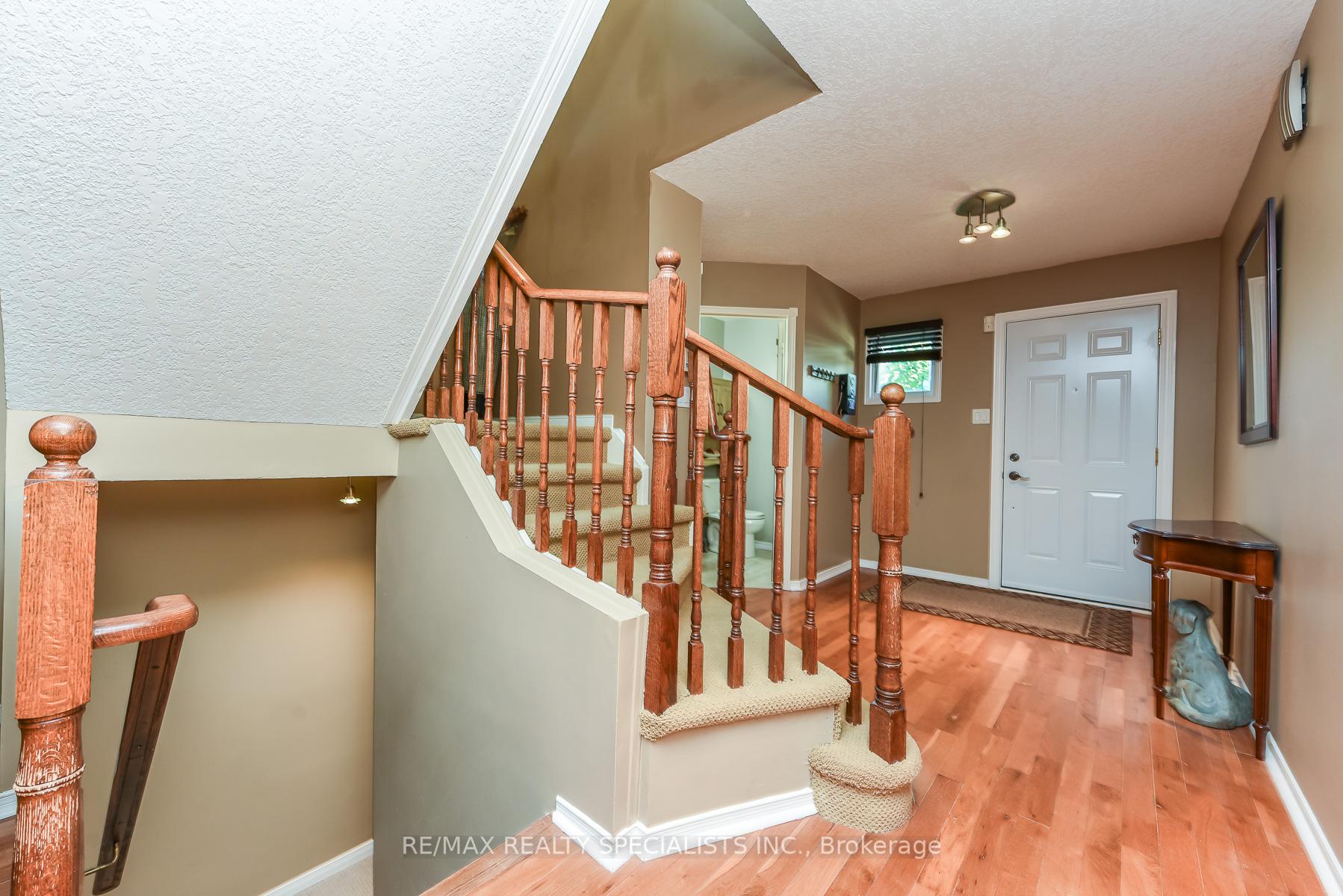 Photo 4 of Unit 122, 3050 Orleans Road, Mississauga, Erin Mills — HOMEH
