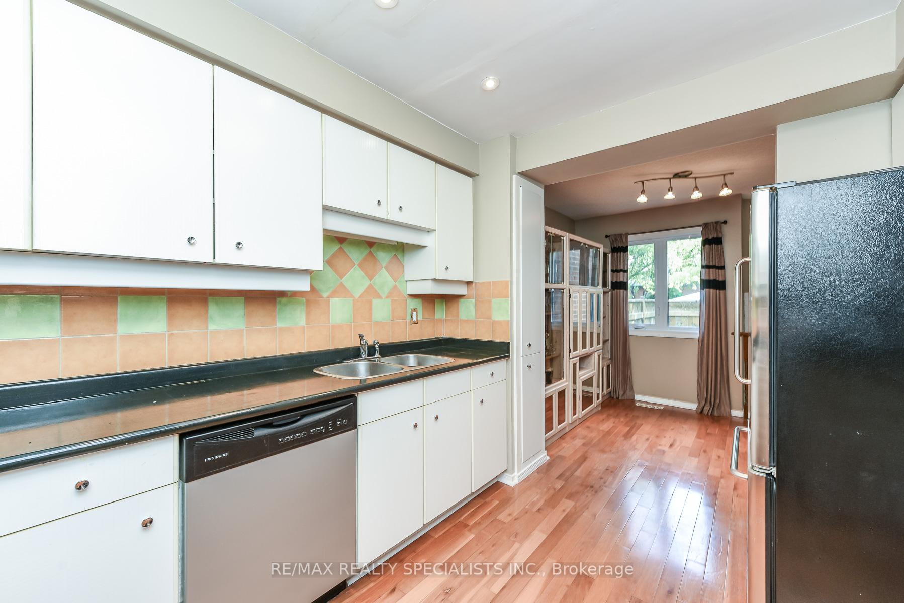 Photo 20 of Unit 122, 3050 Orleans Road, Mississauga, Erin Mills — HOMEH