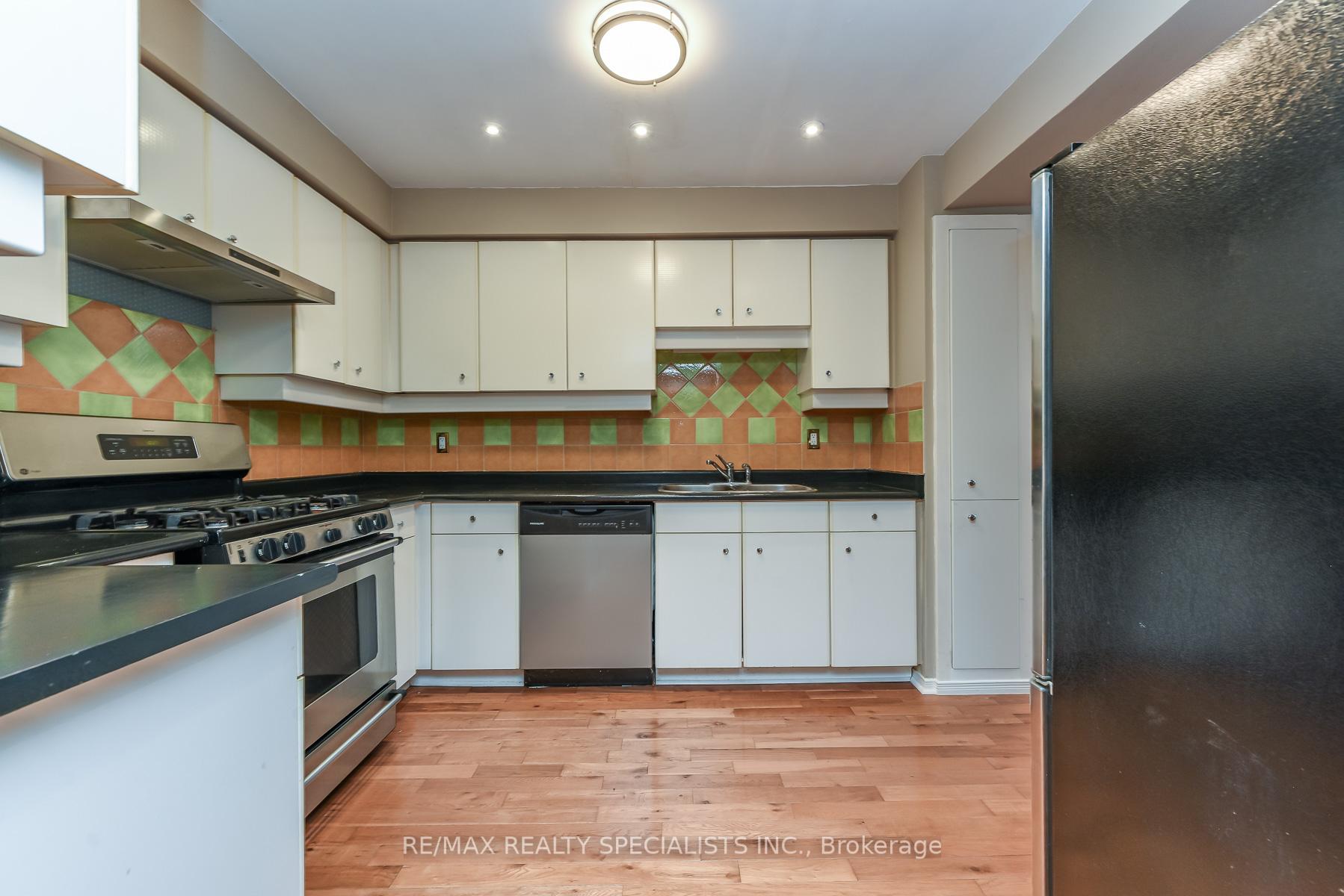 Photo 21 of Unit 122, 3050 Orleans Road, Mississauga, Erin Mills — HOMEH