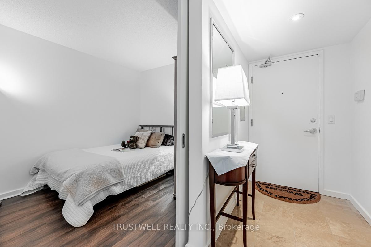 Photo 16 of Unit 511, 208 Queens Quay W, Toronto, Waterfront Communities — HOMEH