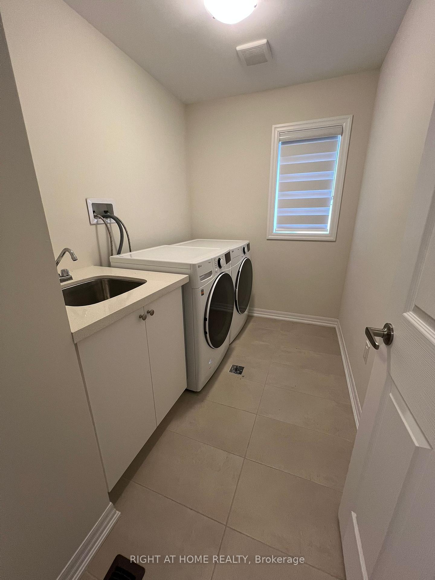 Photo 6 of 30 Northrop Avenue, Clarington, Newcastle — HOMEH