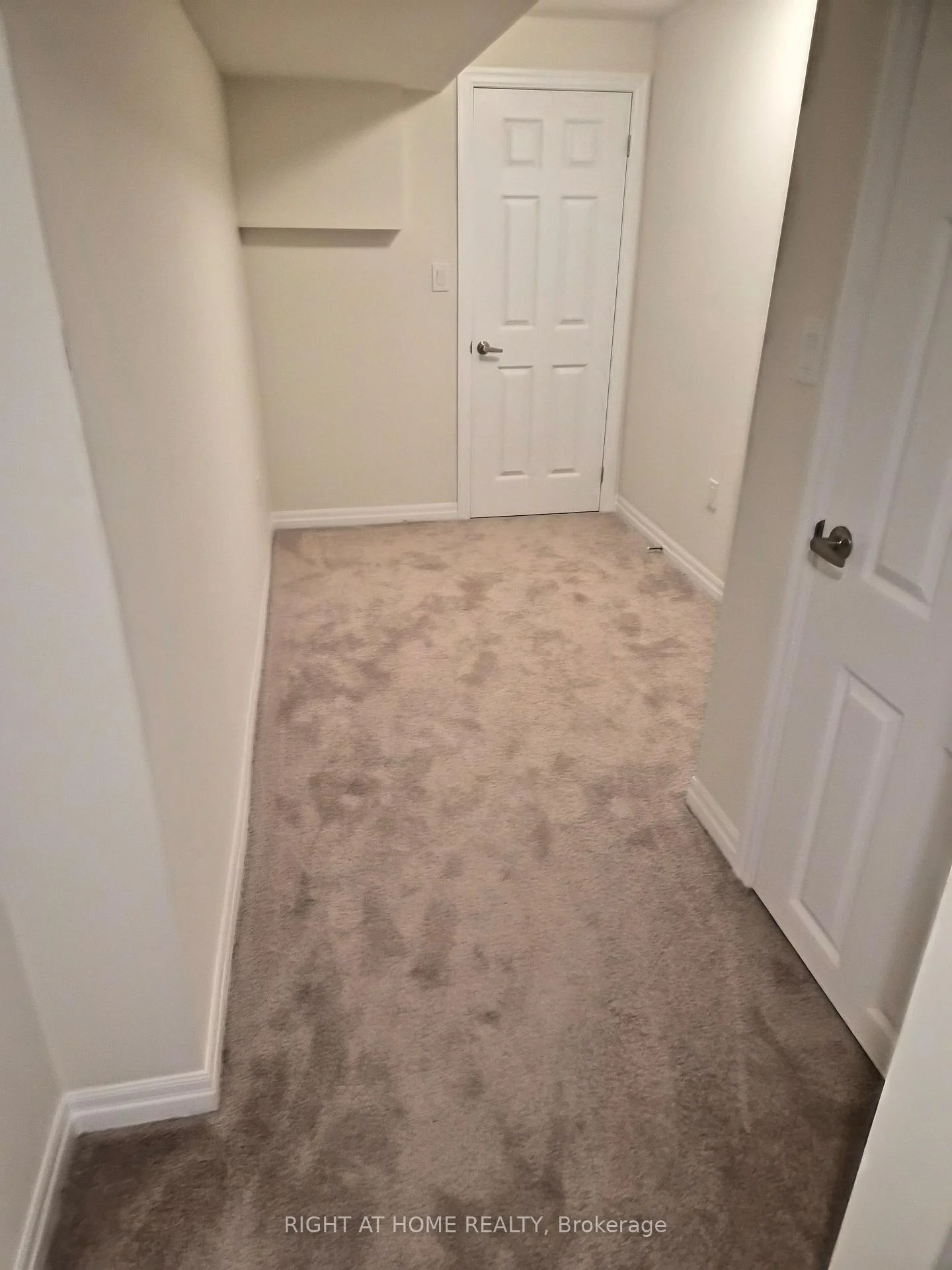 Photo 29 of 30 Northrop Avenue, Clarington, Newcastle — HOMEH