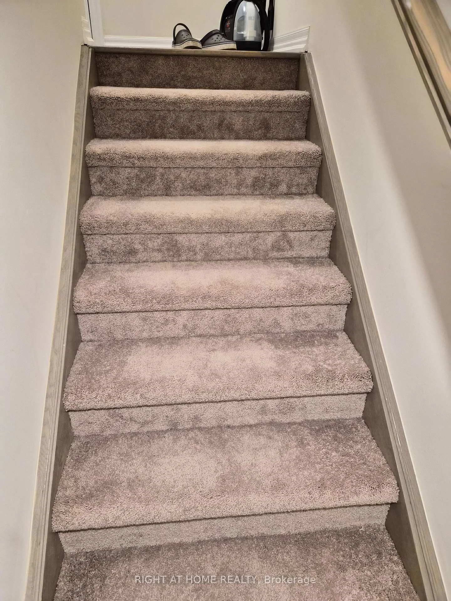 Photo 30 of 30 Northrop Avenue, Clarington, Newcastle — HOMEH