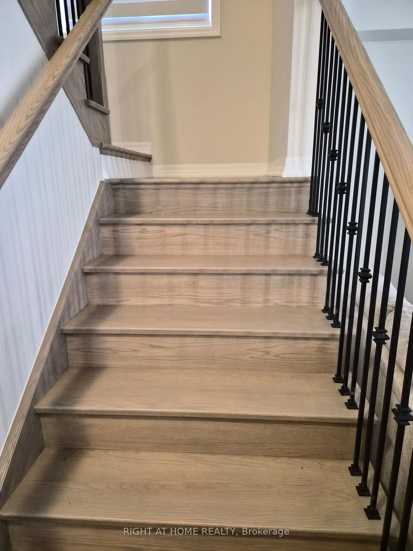 Photo 31 of 30 Northrop Avenue, Clarington, Newcastle — HOMEH