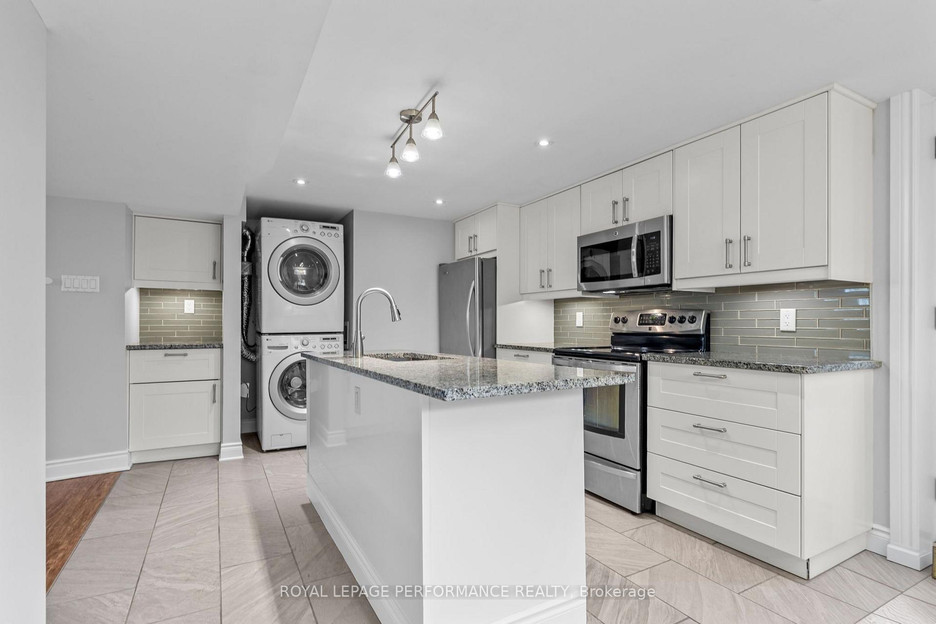 Photo 4 of 3B Birchwood Drive, Ottawa, City View/Skyline/Fisher Heights/Parkwood Hills — HOMEH