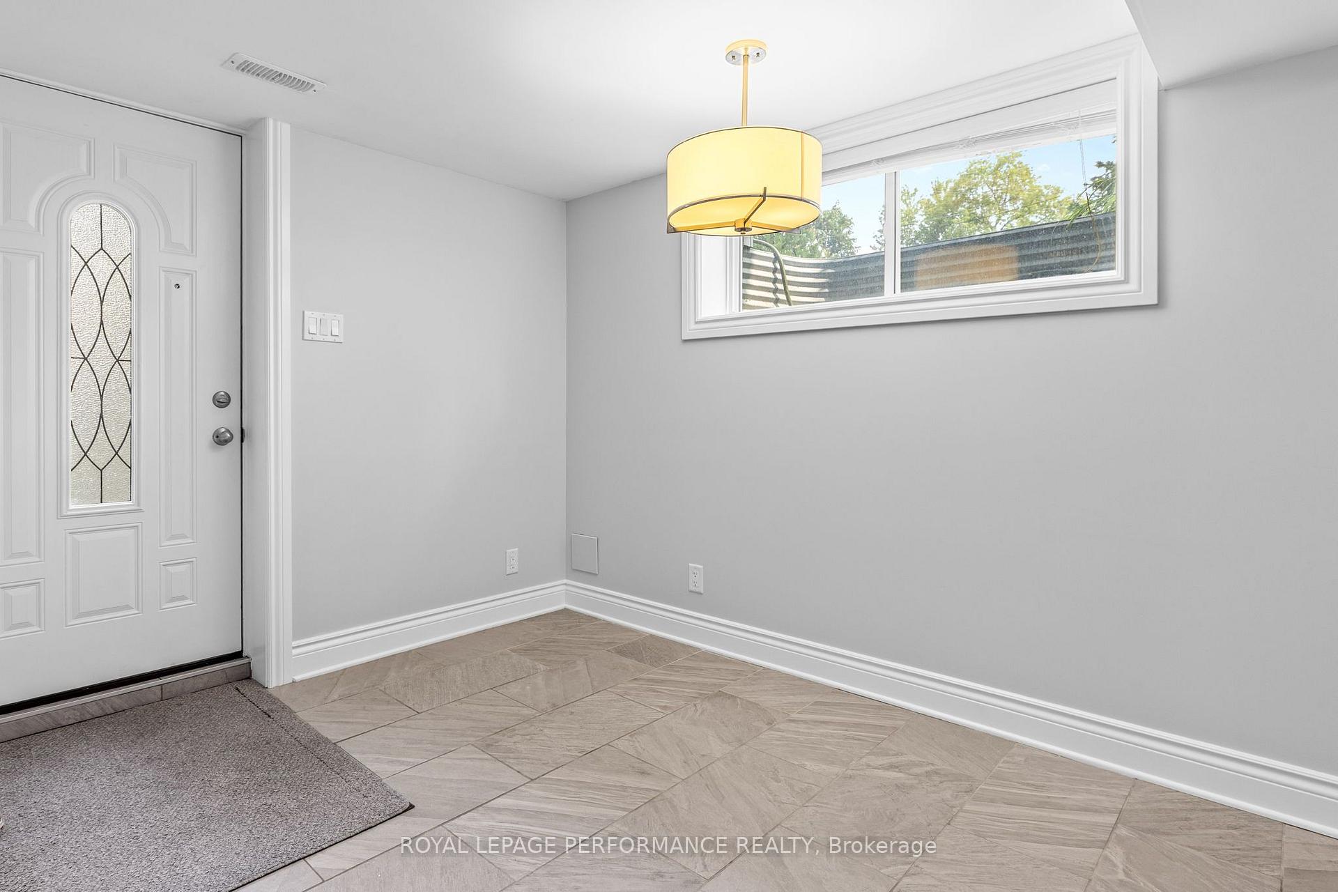Photo 18 of 3B Birchwood Drive, Ottawa, City View/Skyline/Fisher Heights/Parkwood Hills — HOMEH