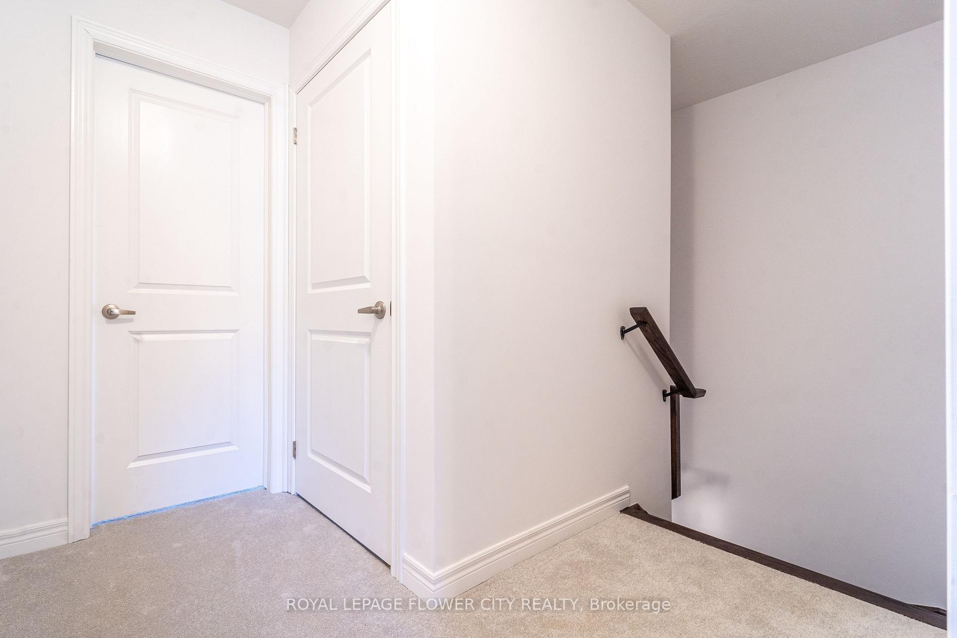 Photo 11 of 413 16th Street E, Hamilton, Hill Park — HOMEH