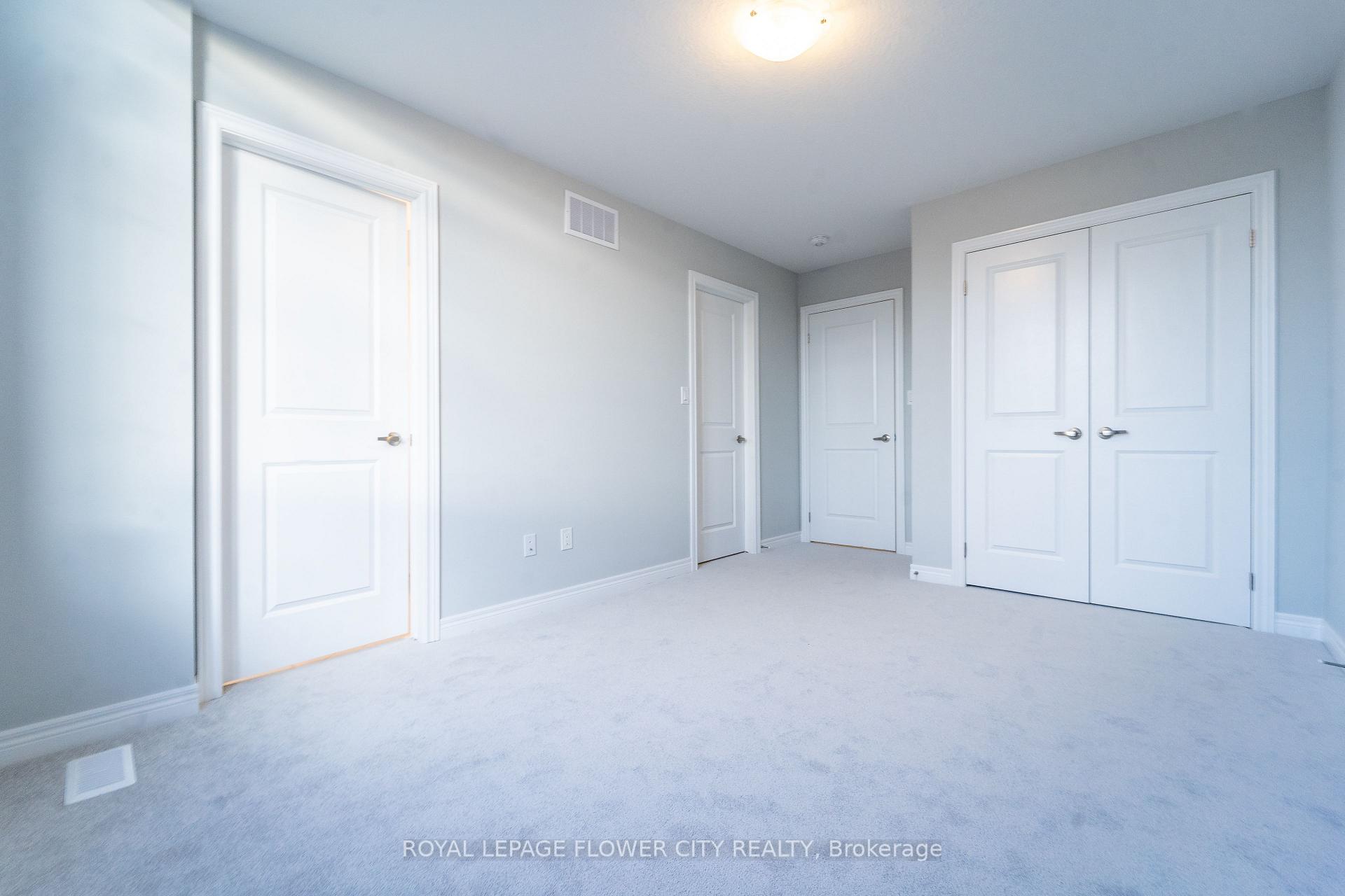 Photo 13 of 413 16th Street E, Hamilton, Hill Park — HOMEH