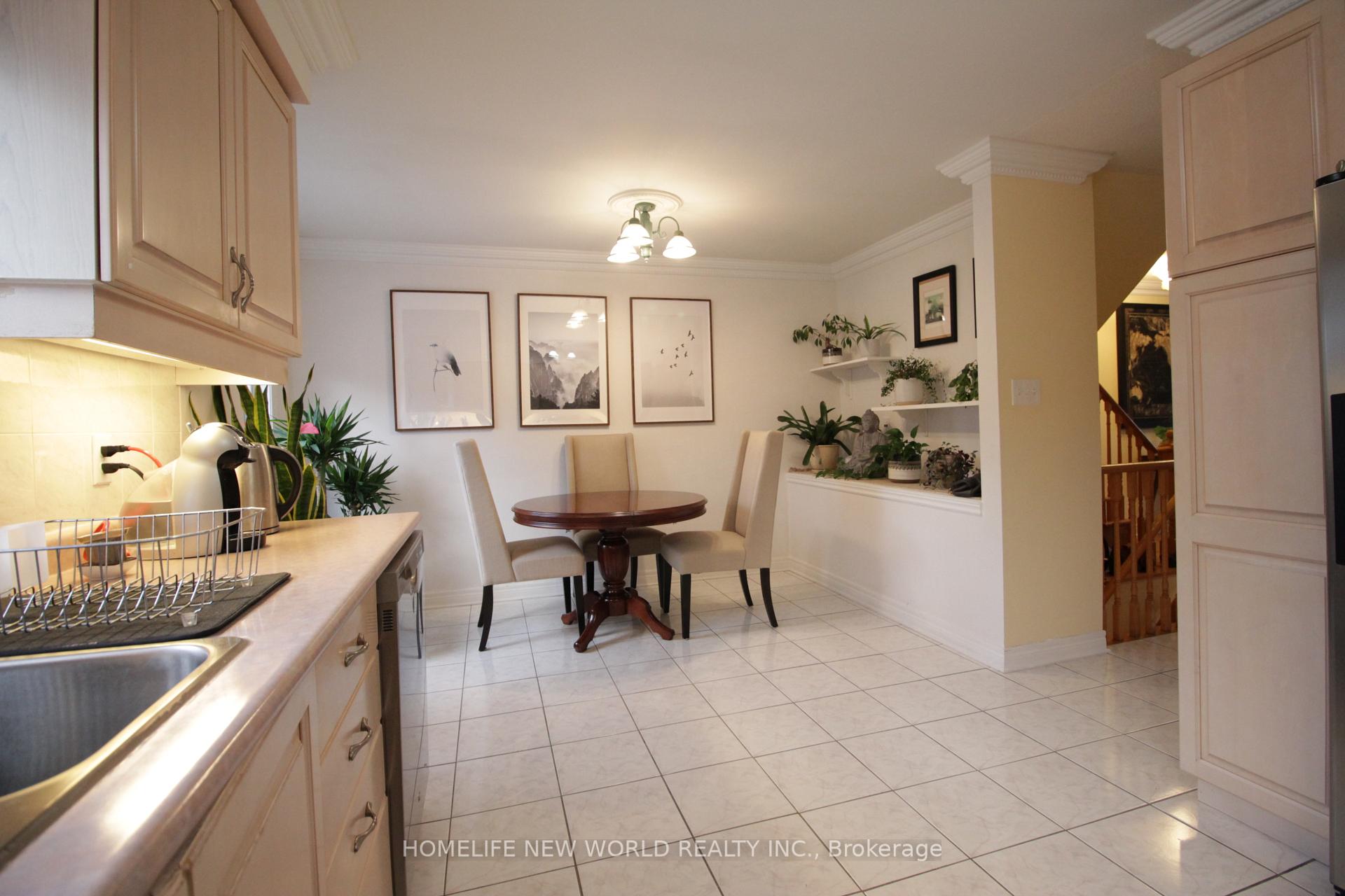 Photo 16 of 39 Marmill Way, Markham, Old Markham Village — HOMEH